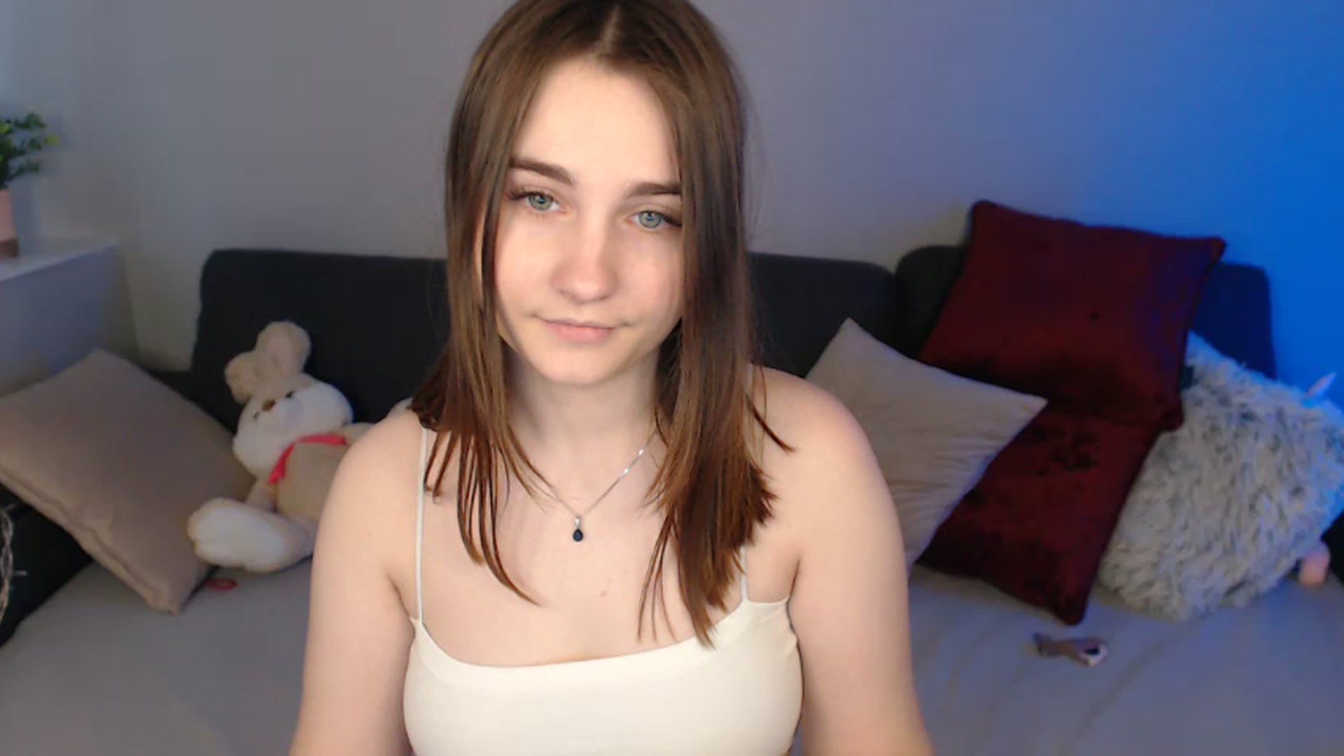Gallery image thumbnail from LaneyGrey's myfreecams stream on, 03/13/2024, 12:19 image 10 of 20
