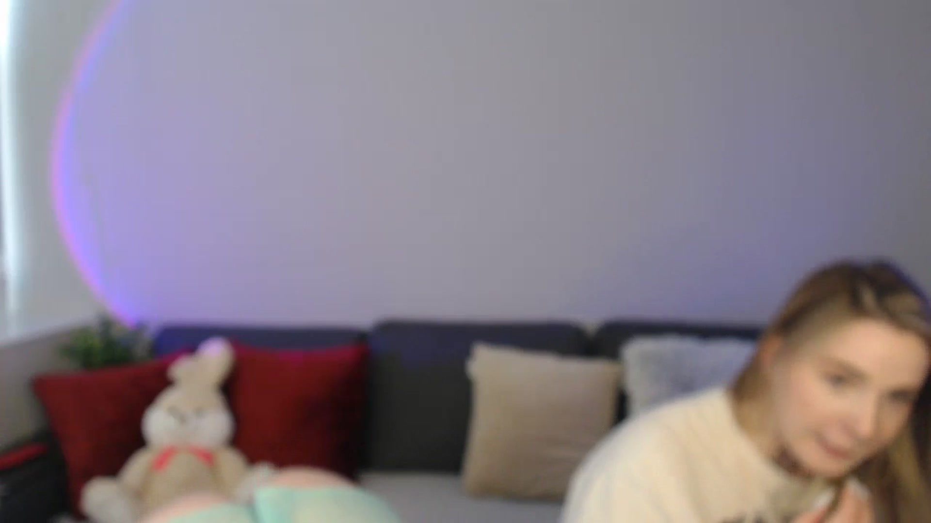 Gallery image thumbnail from LaneyGrey's myfreecams stream on, 03/26/2024, 14:15 image 19 of 20