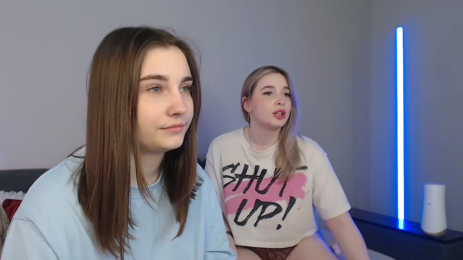 Gallery image thumbnail from LaneyGrey's myfreecams stream on, 04/09/2024, 12:38 image 16 of 20