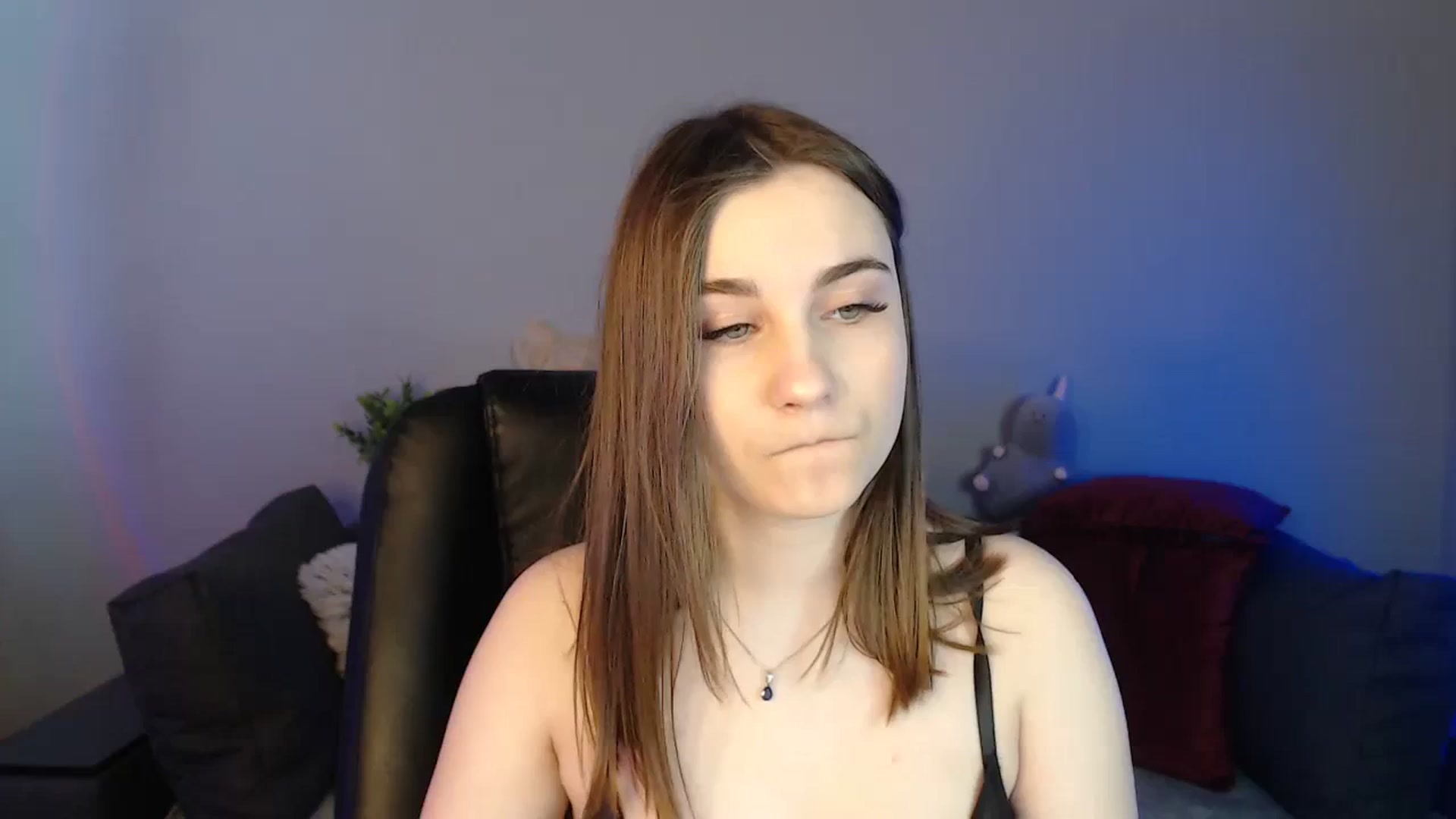 Gallery image thumbnail from LaneyGrey's myfreecams stream on, 04/13/2024, 09:40 image 1 of 20
