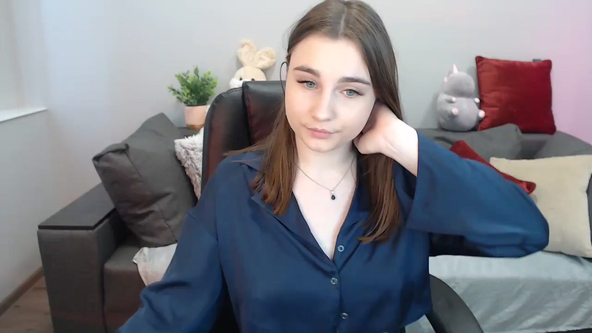 Gallery image thumbnail from LaneyGrey's myfreecams stream on, 04/16/2024, 09:39 image 1 of 20
