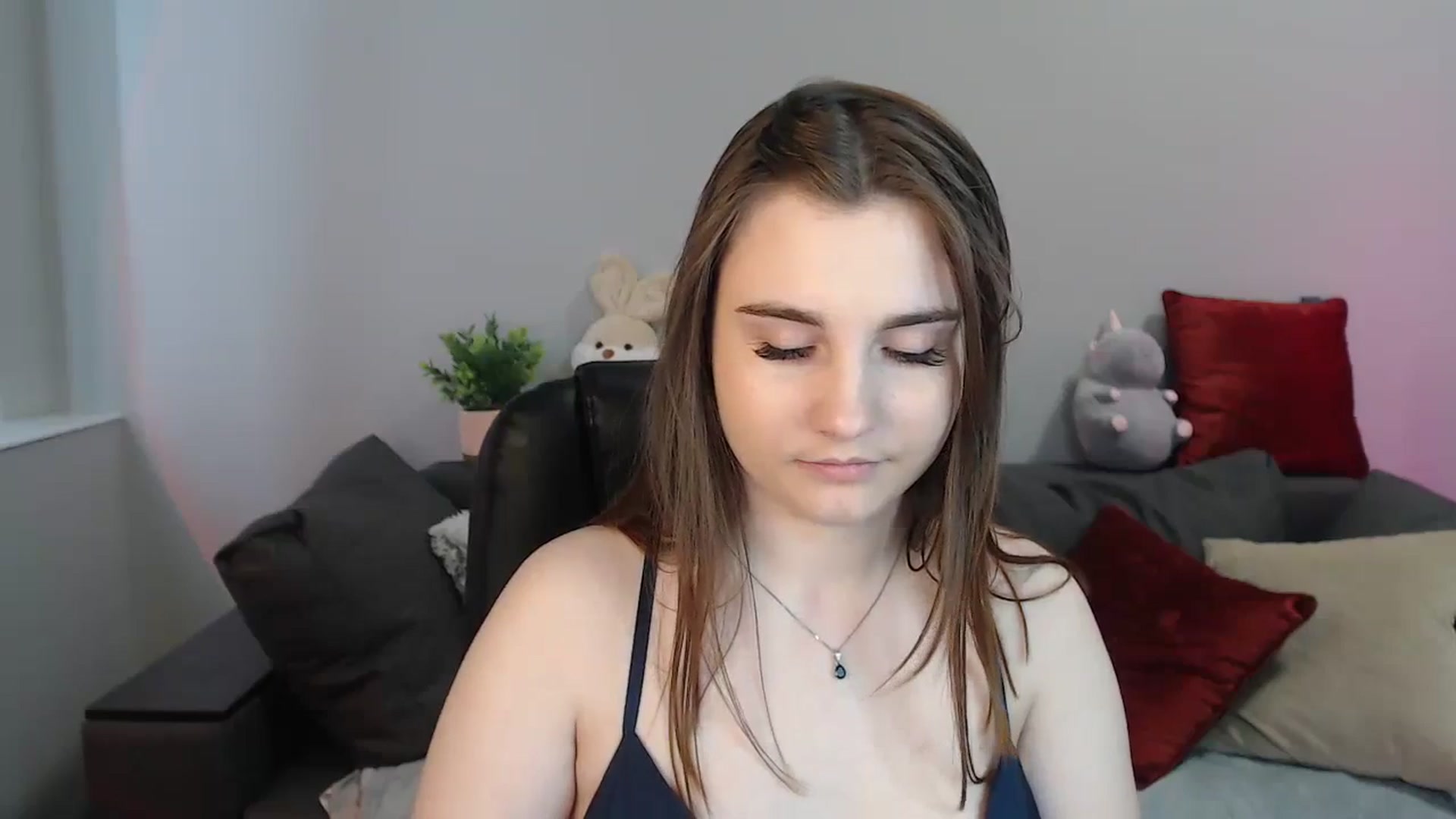 Gallery image thumbnail from LaneyGrey's myfreecams stream on, 04/16/2024, 12:03 image 14 of 20