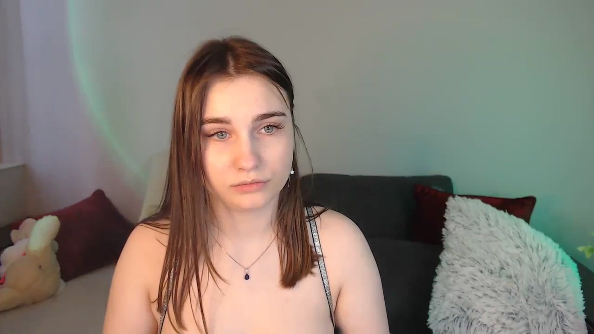 Gallery image thumbnail from LaneyGrey's myfreecams stream on, 04/27/2024, 11:36 image 4 of 20