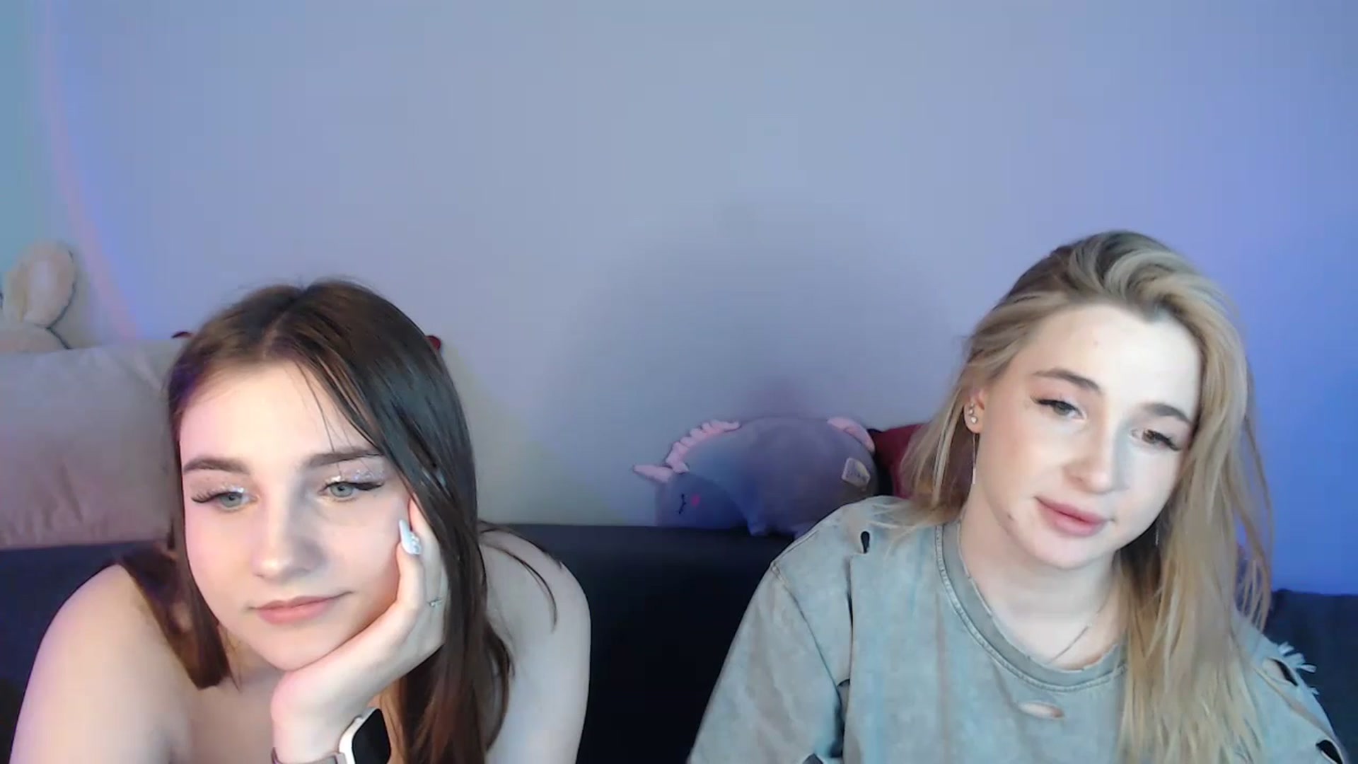 Gallery image thumbnail from LaneyGrey's myfreecams stream on, 05/04/2024, 11:51 image 15 of 20