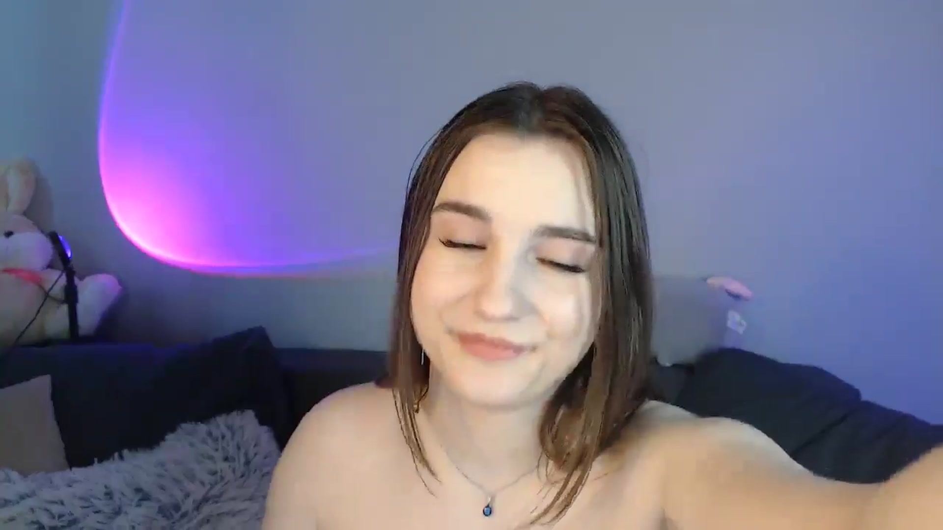 Gallery image thumbnail from LaneyGrey's myfreecams stream on, 05/07/2024, 10:09 image 10 of 20