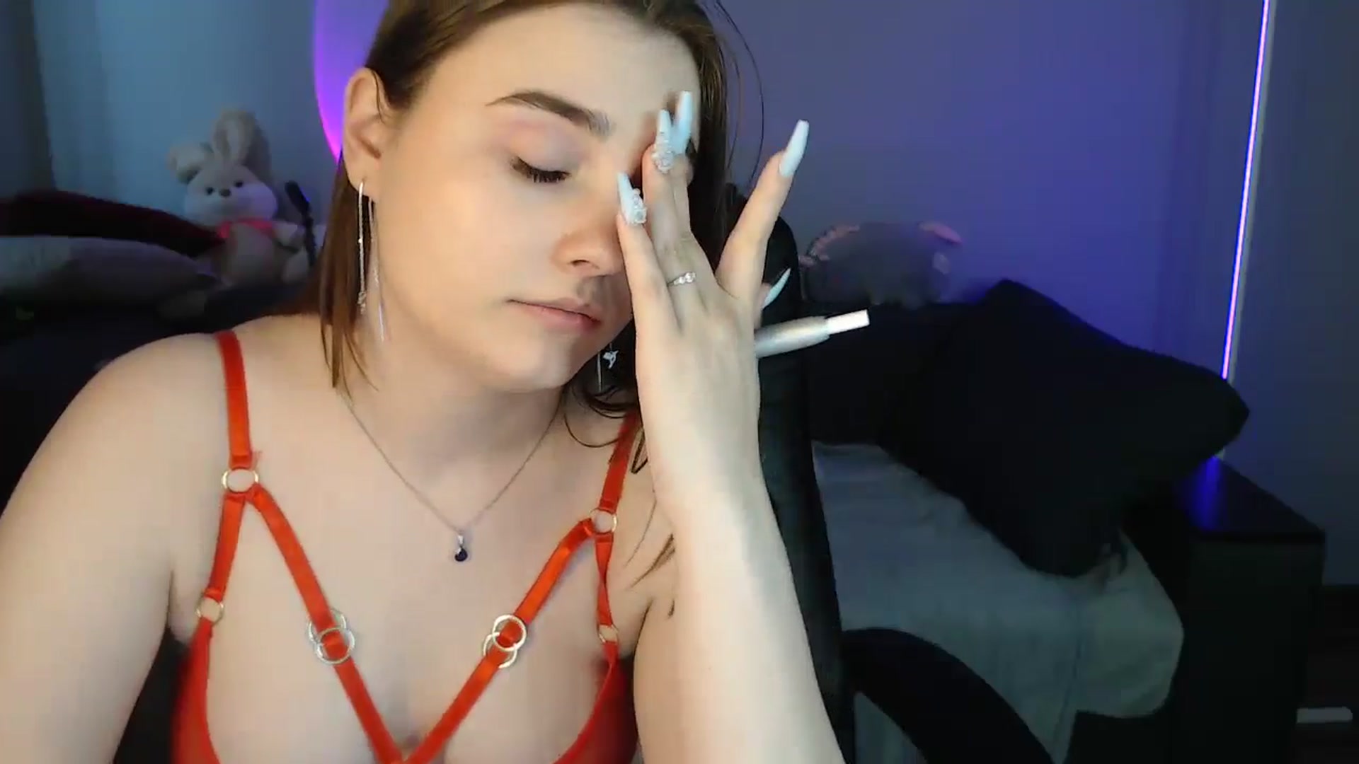 Gallery image thumbnail from LaneyGrey's myfreecams stream on, 05/07/2024, 12:35 image 9 of 20