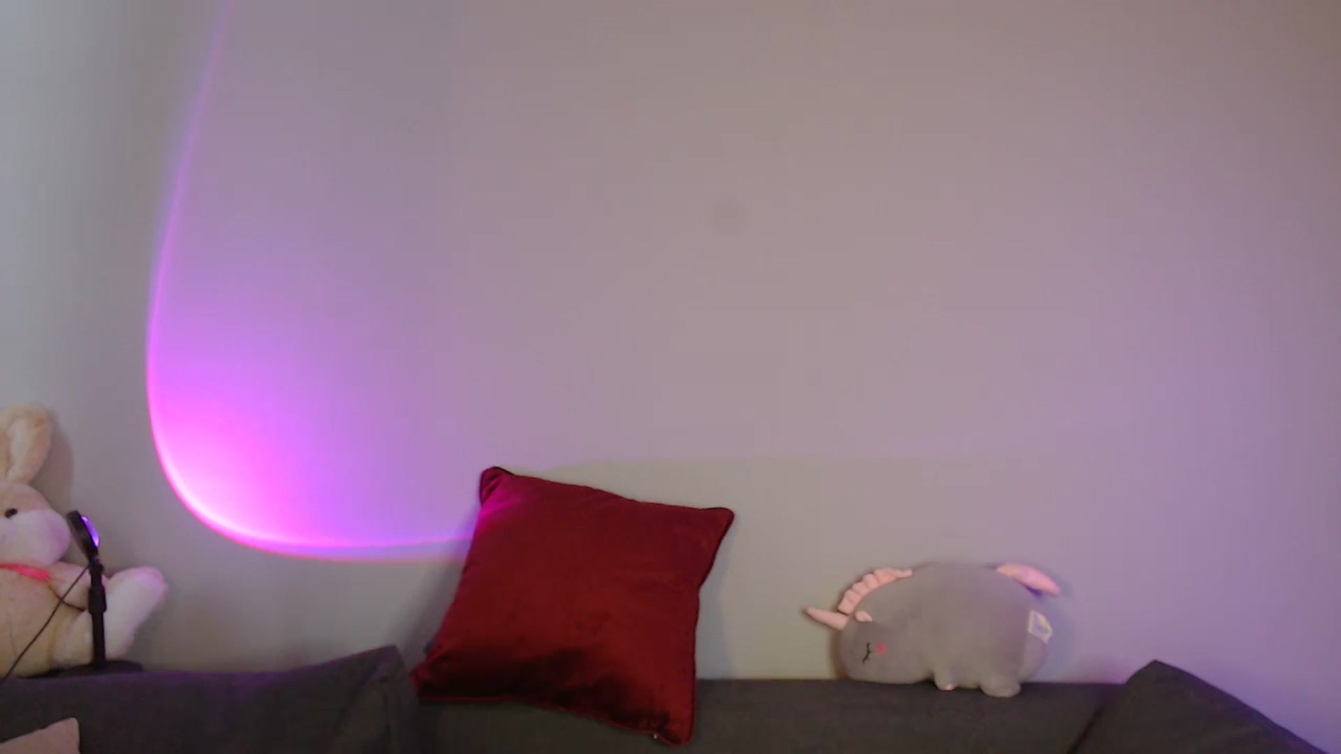 Gallery image thumbnail from LaneyGrey's myfreecams stream on, 05/07/2024, 12:35 image 17 of 20