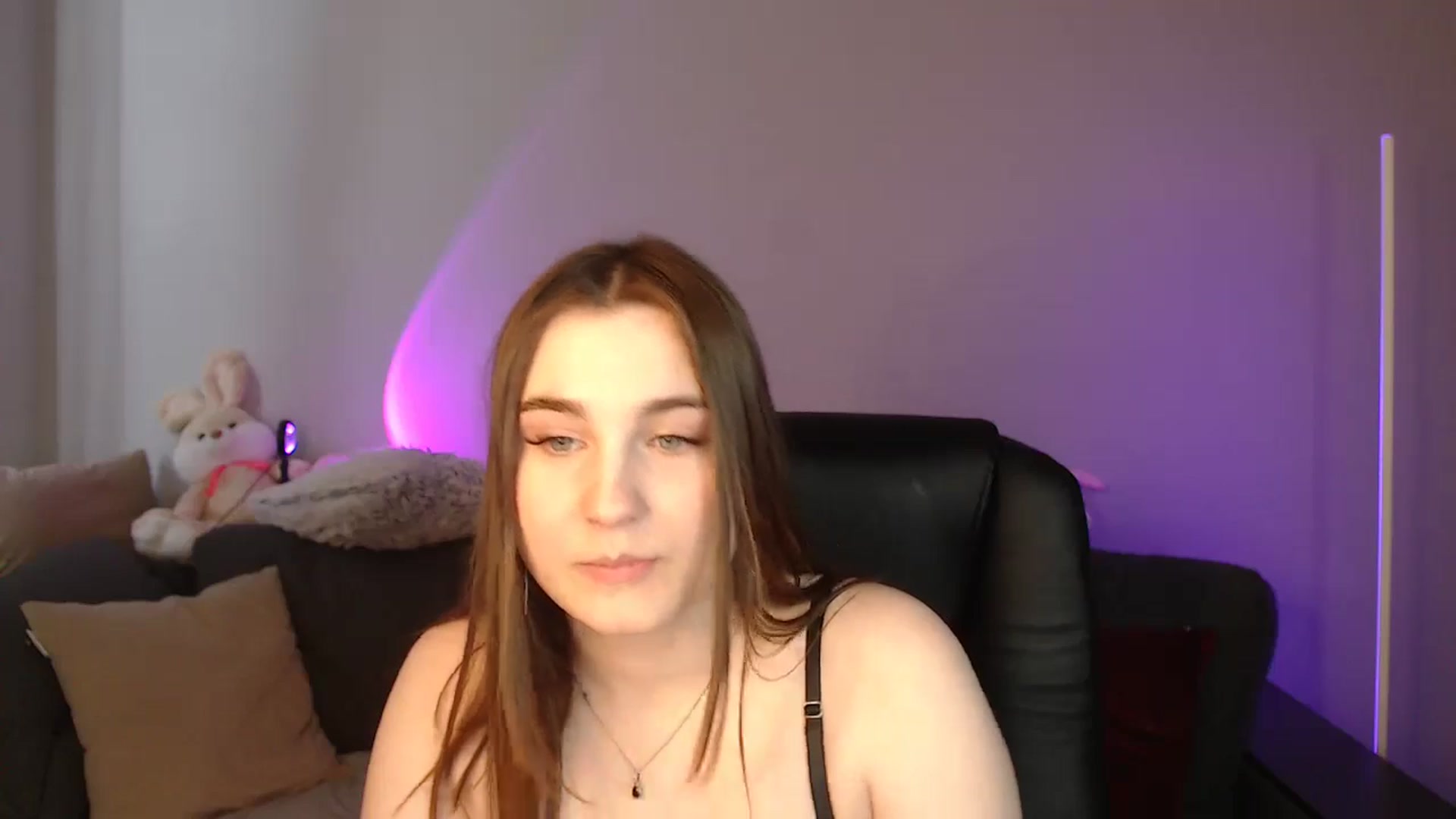 Gallery image thumbnail from LaneyGrey's myfreecams stream on, 05/12/2024, 10:19 image 2 of 20