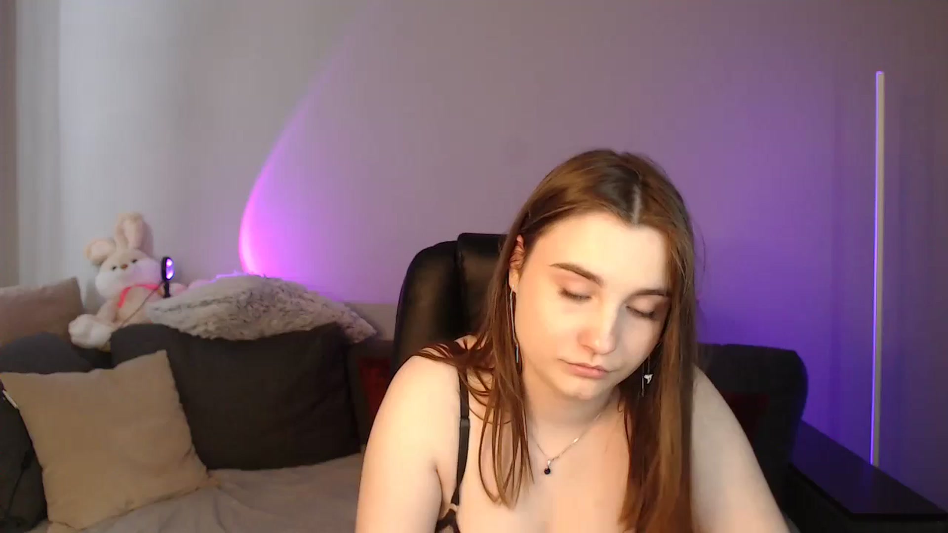 Gallery image thumbnail from LaneyGrey's myfreecams stream on, 05/12/2024, 11:43 image 19 of 20