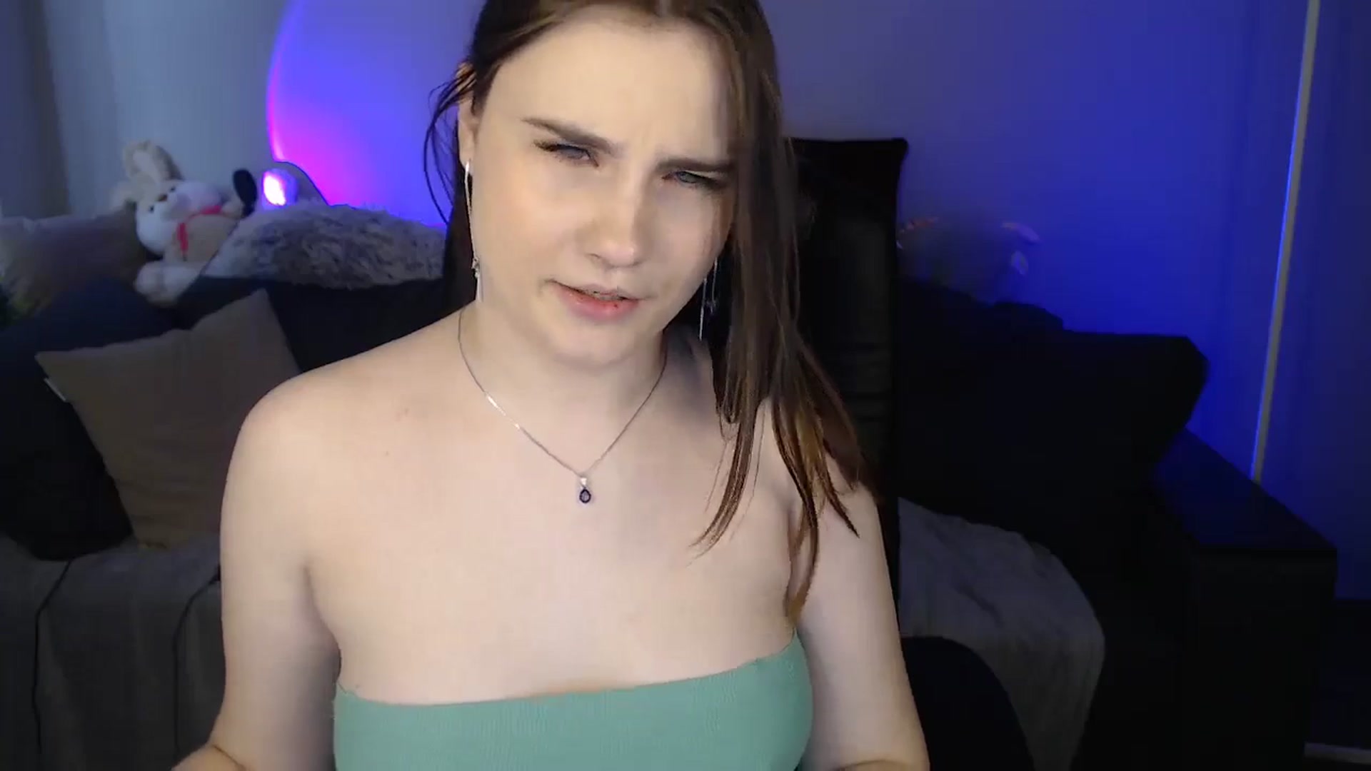 Gallery image thumbnail from LaneyGrey's myfreecams stream on, 05/13/2024, 10:37 image 5 of 20