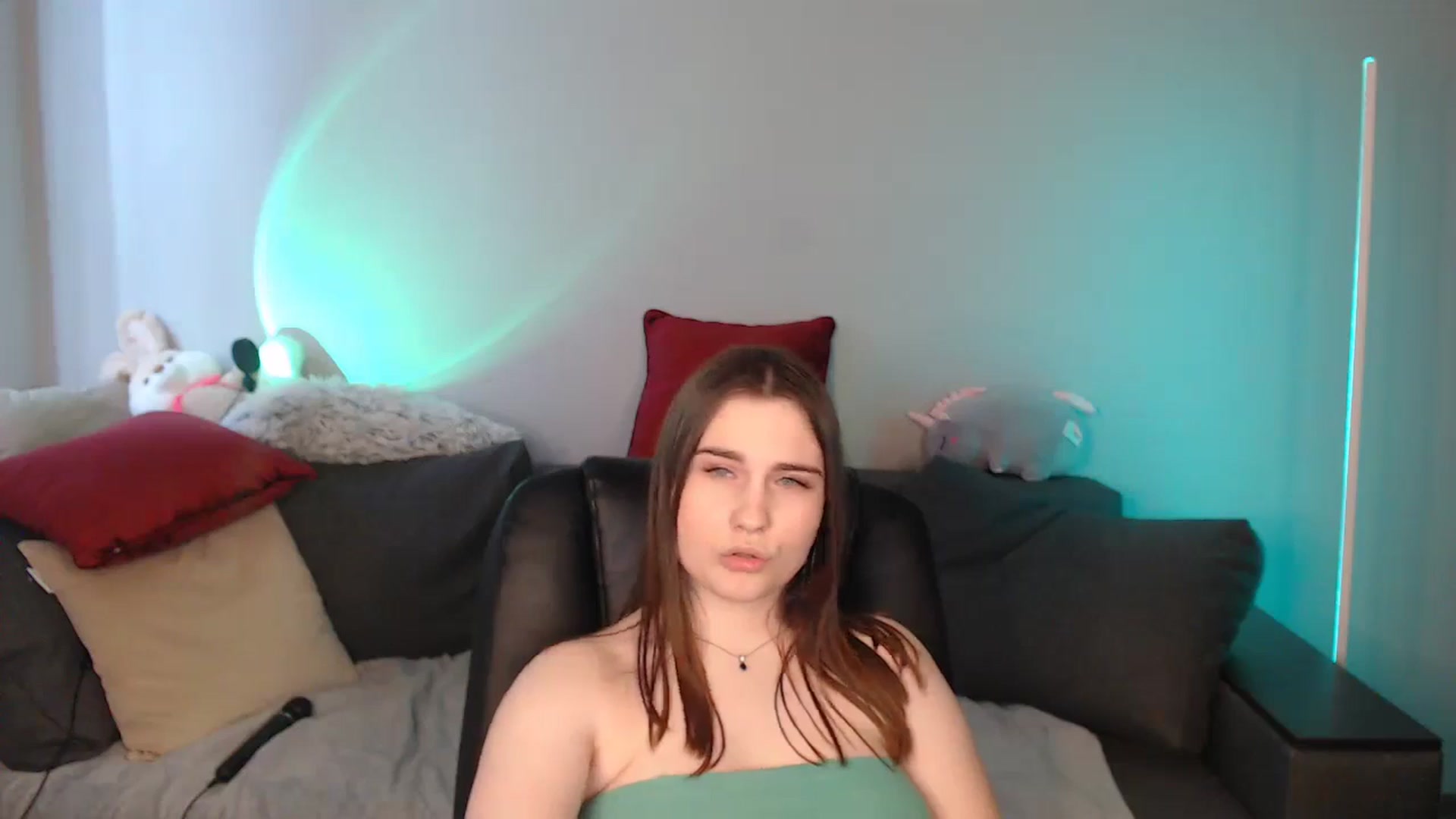 Gallery image thumbnail from LaneyGrey's myfreecams stream on, 05/13/2024, 12:50 image 14 of 20