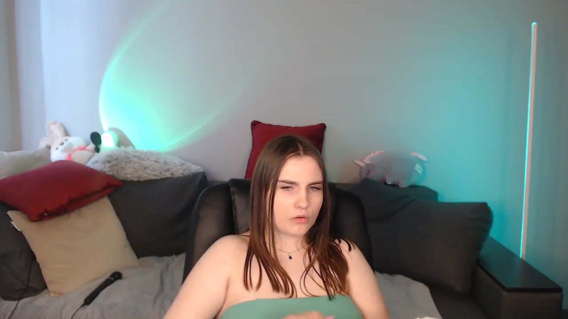 Gallery image thumbnail from LaneyGrey's myfreecams stream on, 05/13/2024, 12:50 image 16 of 20