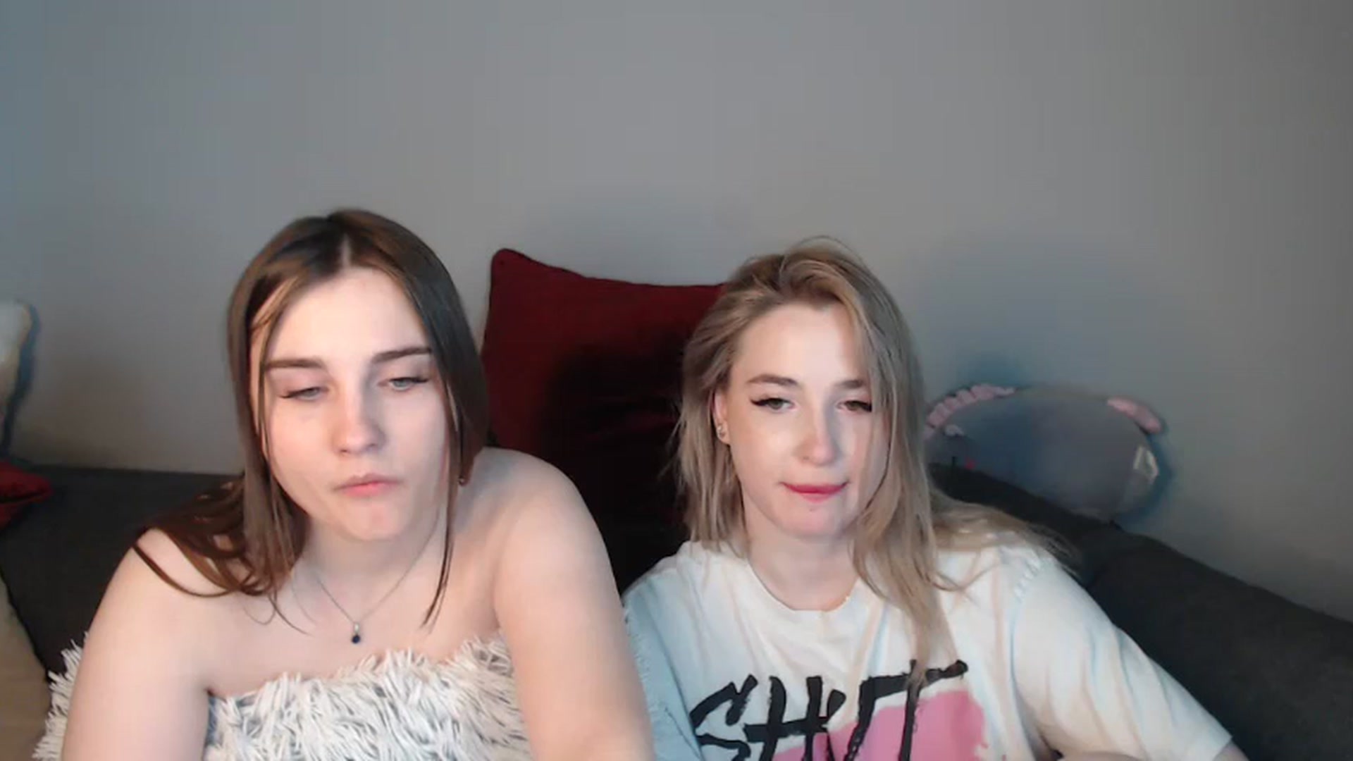 Gallery image thumbnail from LaneyGrey's myfreecams stream on, 05/14/2024, 13:26 image 12 of 20