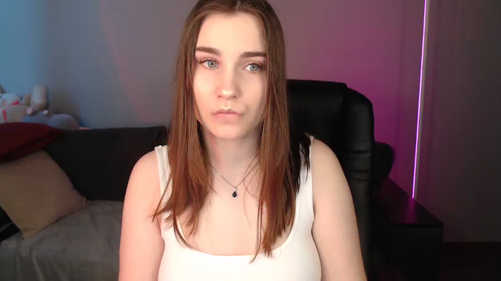 Gallery image thumbnail from LaneyGrey's myfreecams stream on, 05/15/2024, 08:51 image 3 of 20