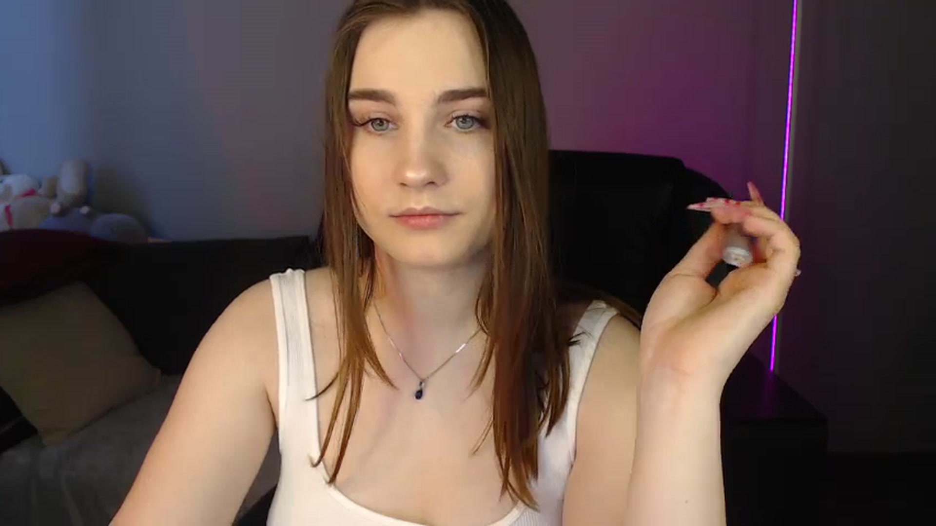 Gallery image thumbnail from LaneyGrey's myfreecams stream on, 05/15/2024, 08:51 image 6 of 20