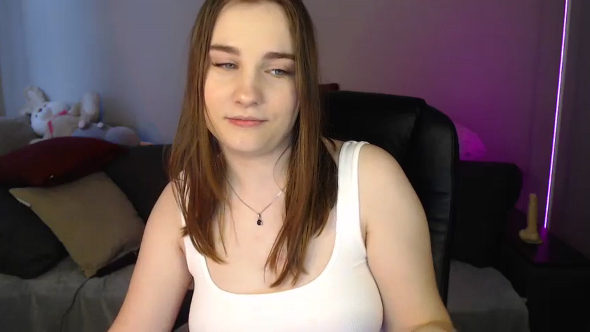 Gallery image thumbnail from LaneyGrey's myfreecams stream on, 05/15/2024, 09:36 image 20 of 20