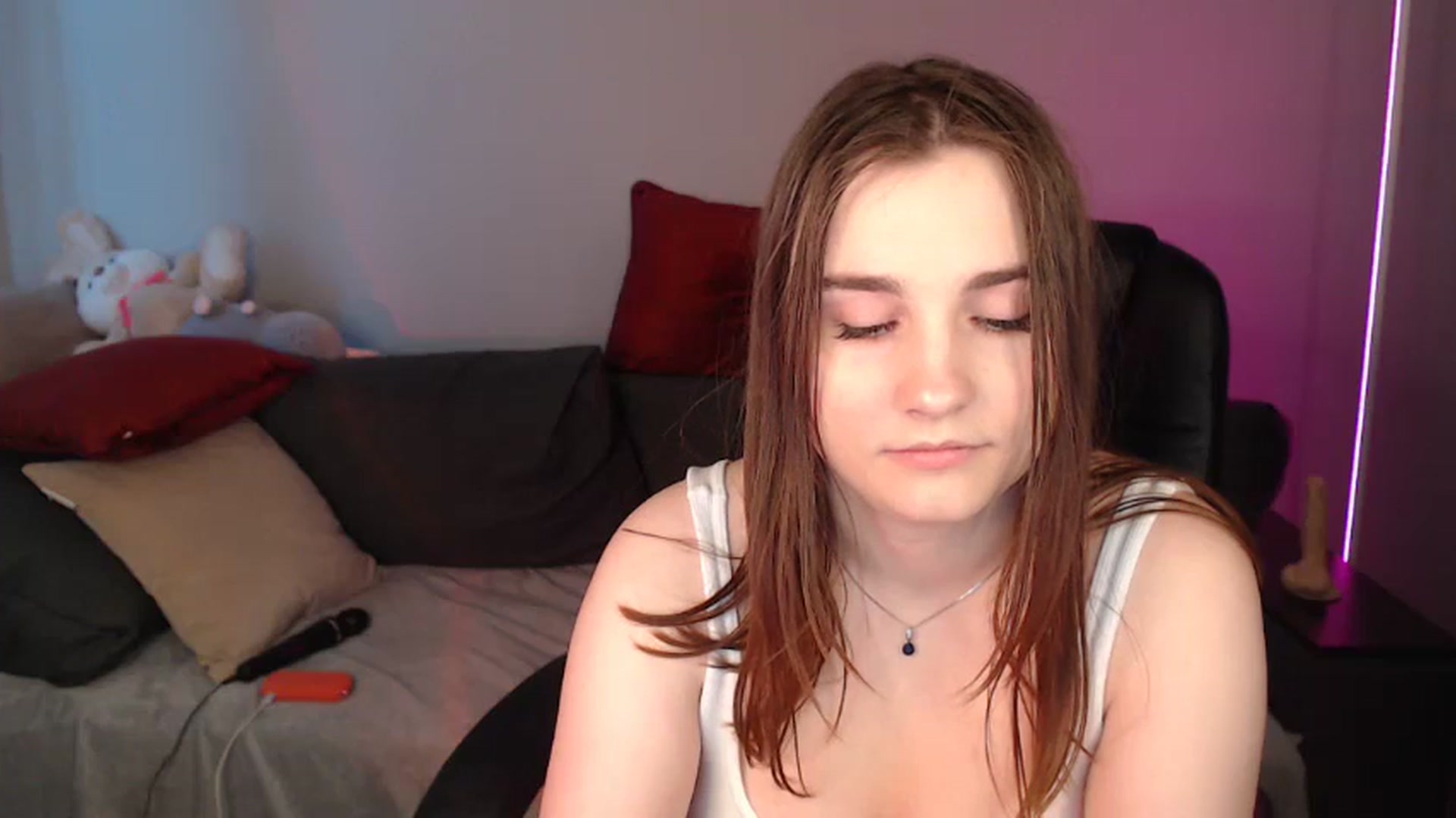 Gallery image thumbnail from LaneyGrey's myfreecams stream on, 05/15/2024, 09:36 image 5 of 20