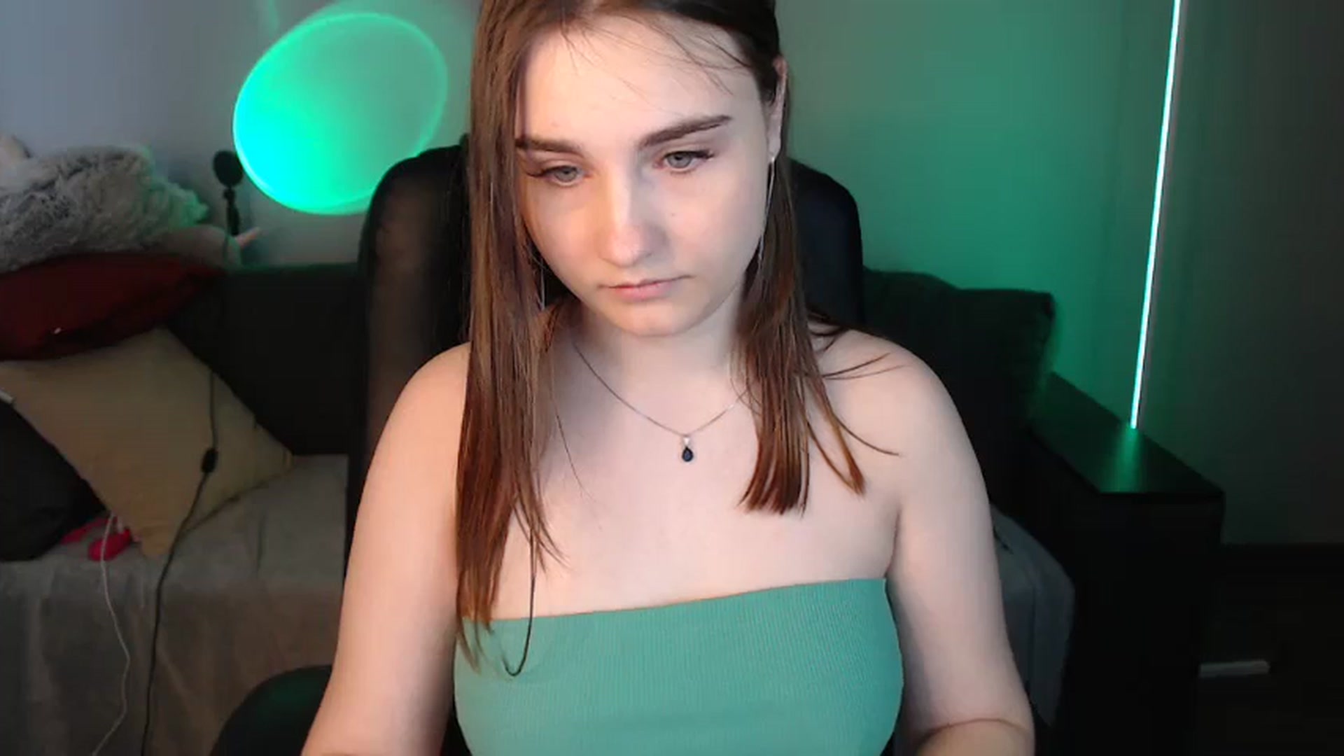 Gallery image thumbnail from LaneyGrey's myfreecams stream on, 05/18/2024, 11:39 image 4 of 20