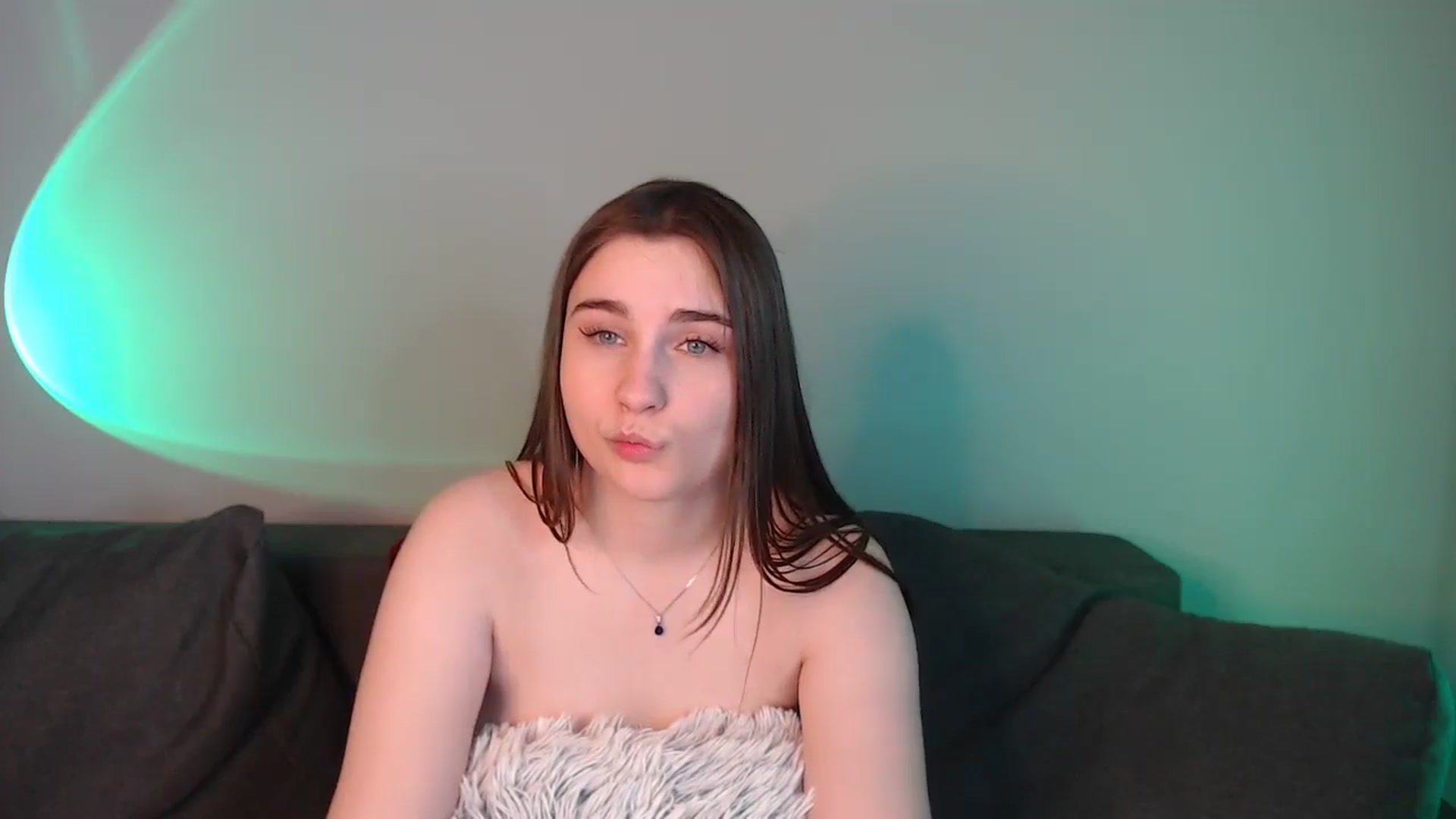 Gallery image thumbnail from LaneyGrey's myfreecams stream on, 05/18/2024, 13:43 image 18 of 20