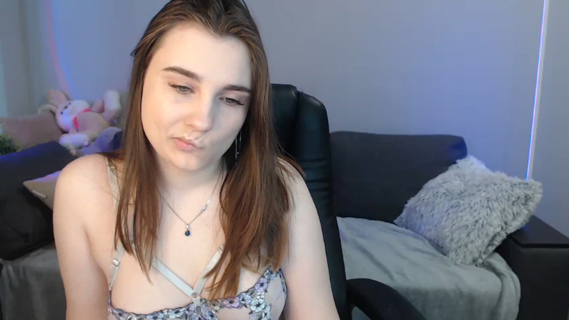 Gallery image thumbnail from LaneyGrey's myfreecams stream on, 05/21/2024, 08:39 image 6 of 20