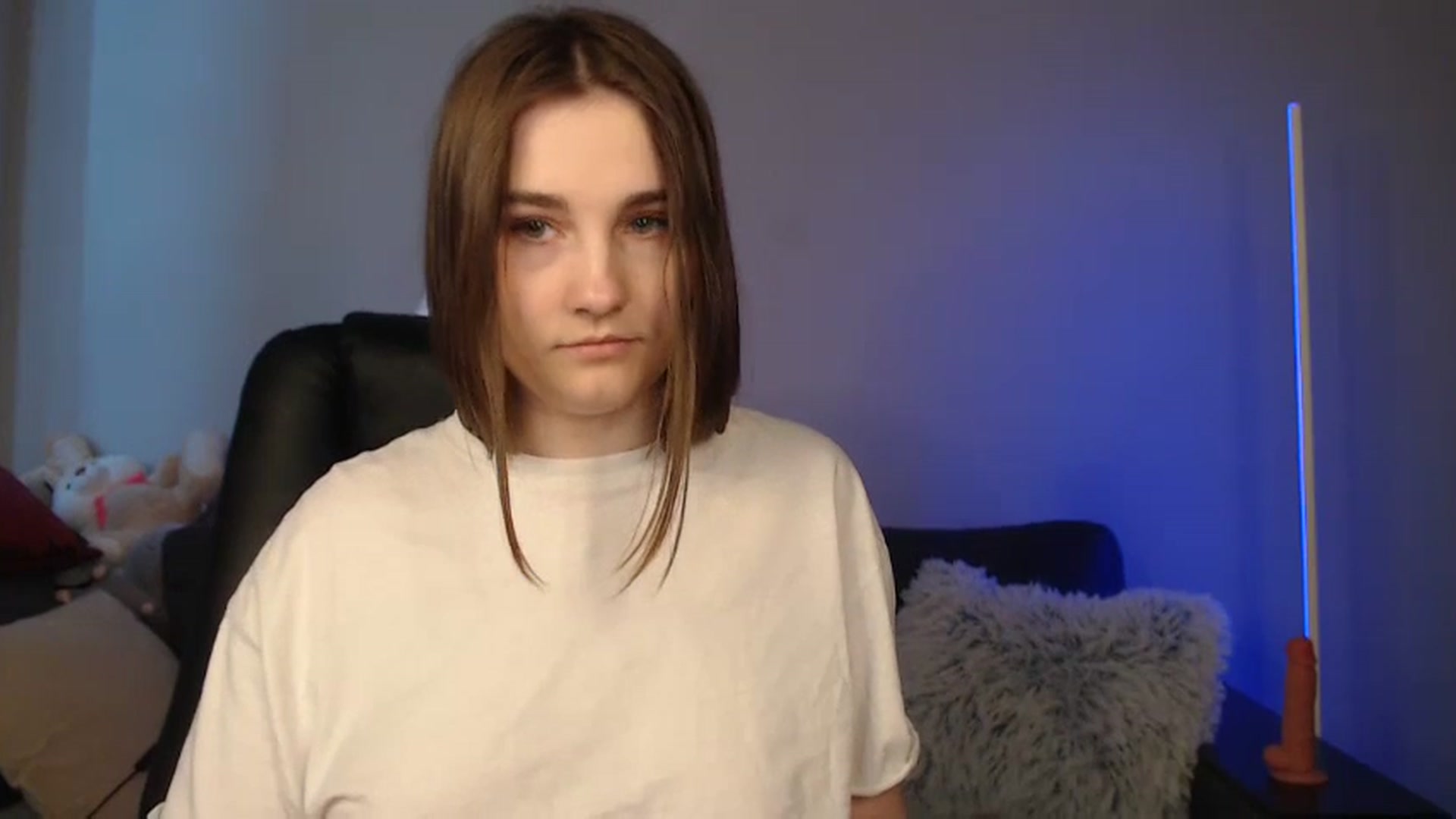 Gallery image thumbnail from LaneyGrey's myfreecams stream on, 05/22/2024, 10:53 image 12 of 20