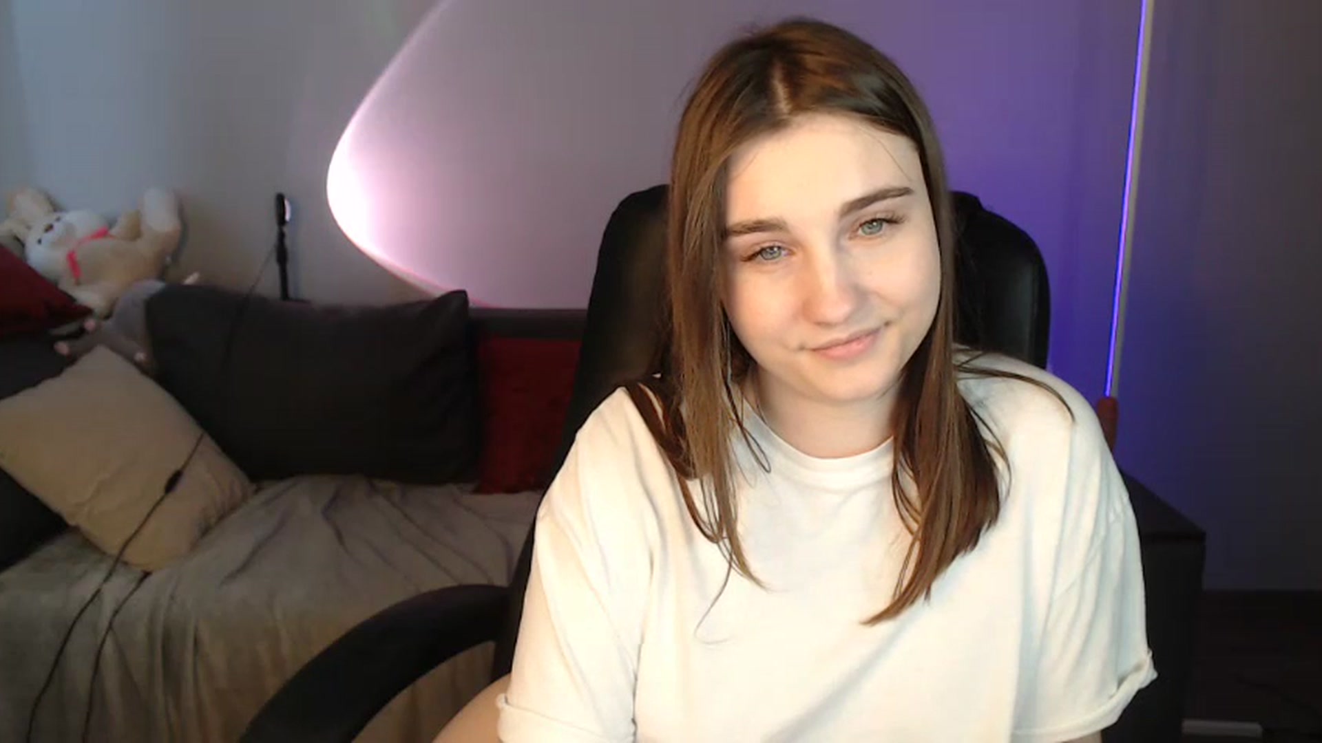 Gallery image thumbnail from LaneyGrey's myfreecams stream on, 05/22/2024, 11:46 image 14 of 20