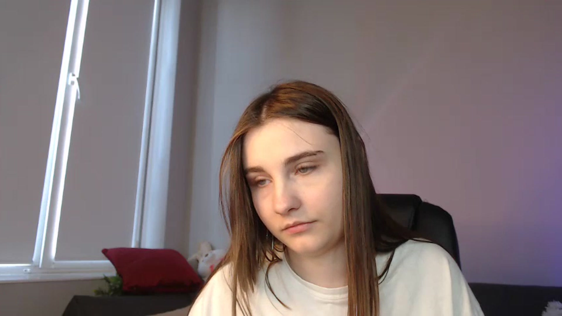 Gallery image thumbnail from LaneyGrey's myfreecams stream on, 05/22/2024, 11:46 image 5 of 20