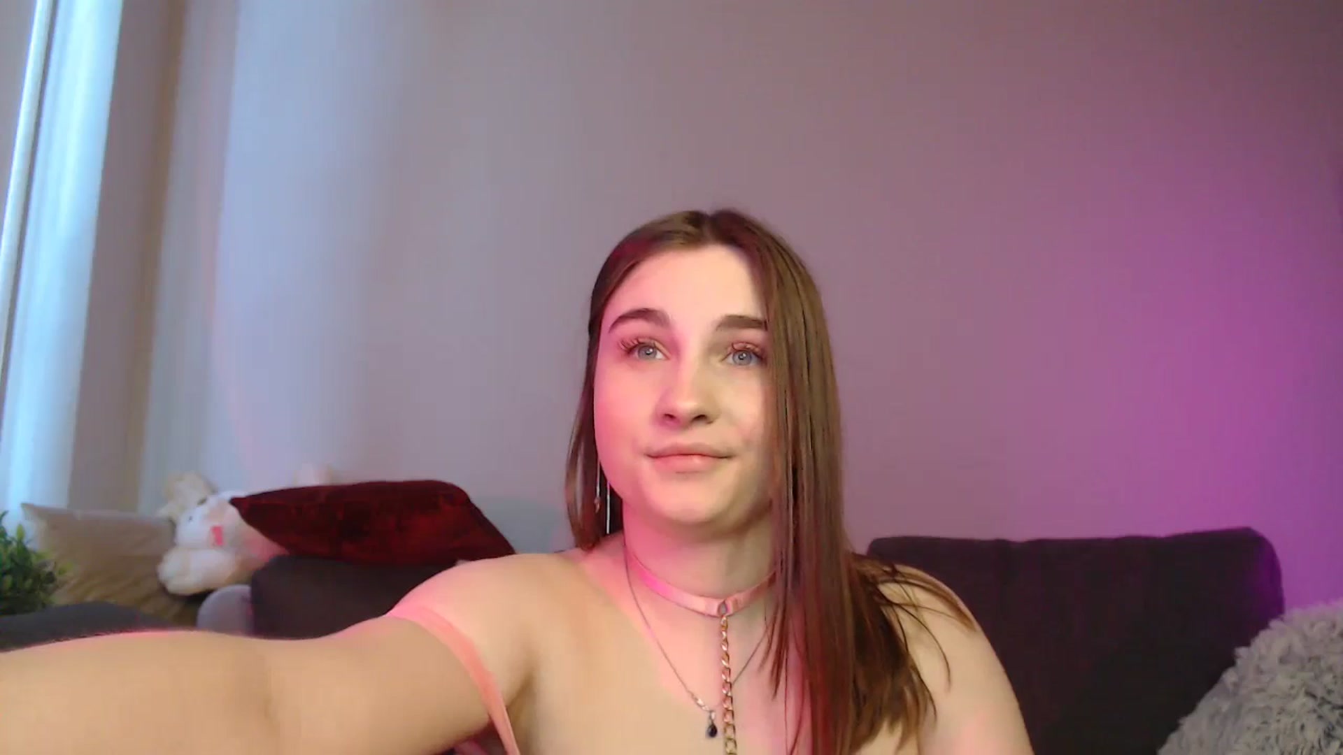 Gallery image thumbnail from LaneyGrey's myfreecams stream on, 05/24/2024, 08:43 image 10 of 20