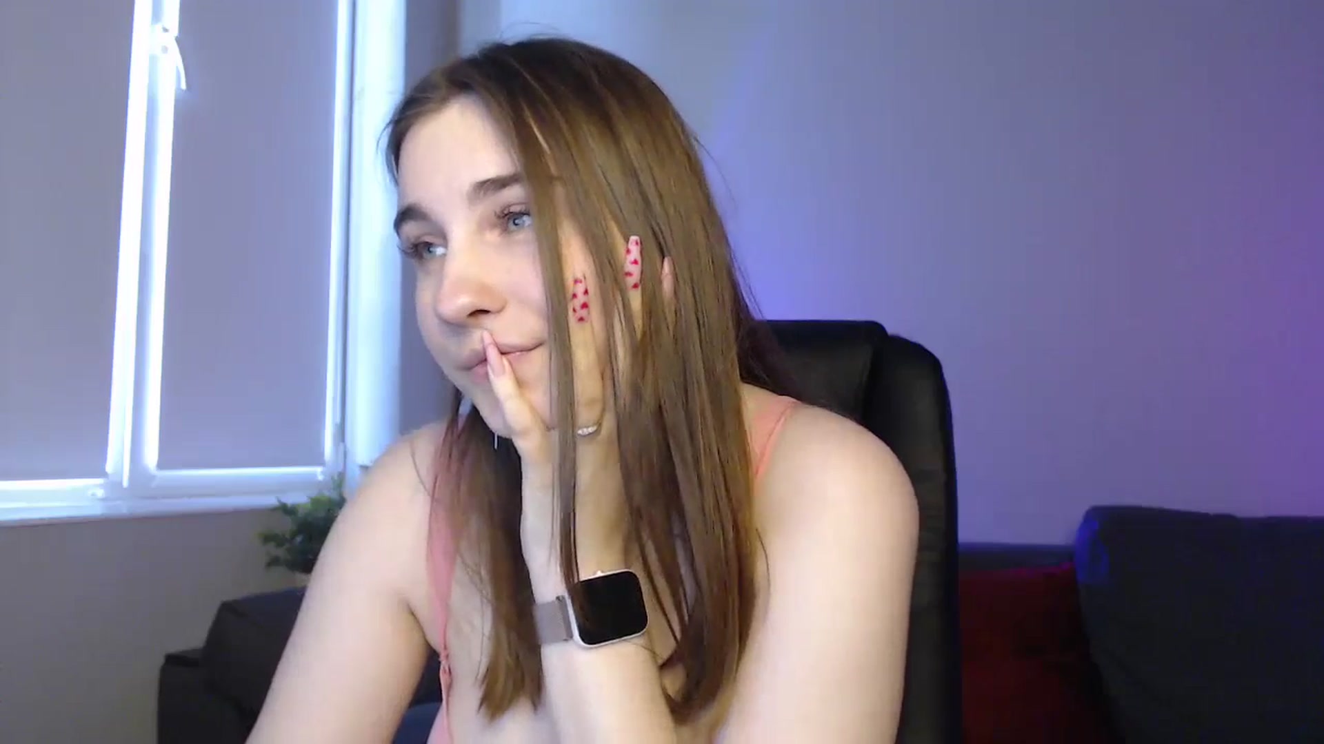 Gallery image thumbnail from LaneyGrey's myfreecams stream on, 05/24/2024, 11:52 image 12 of 20