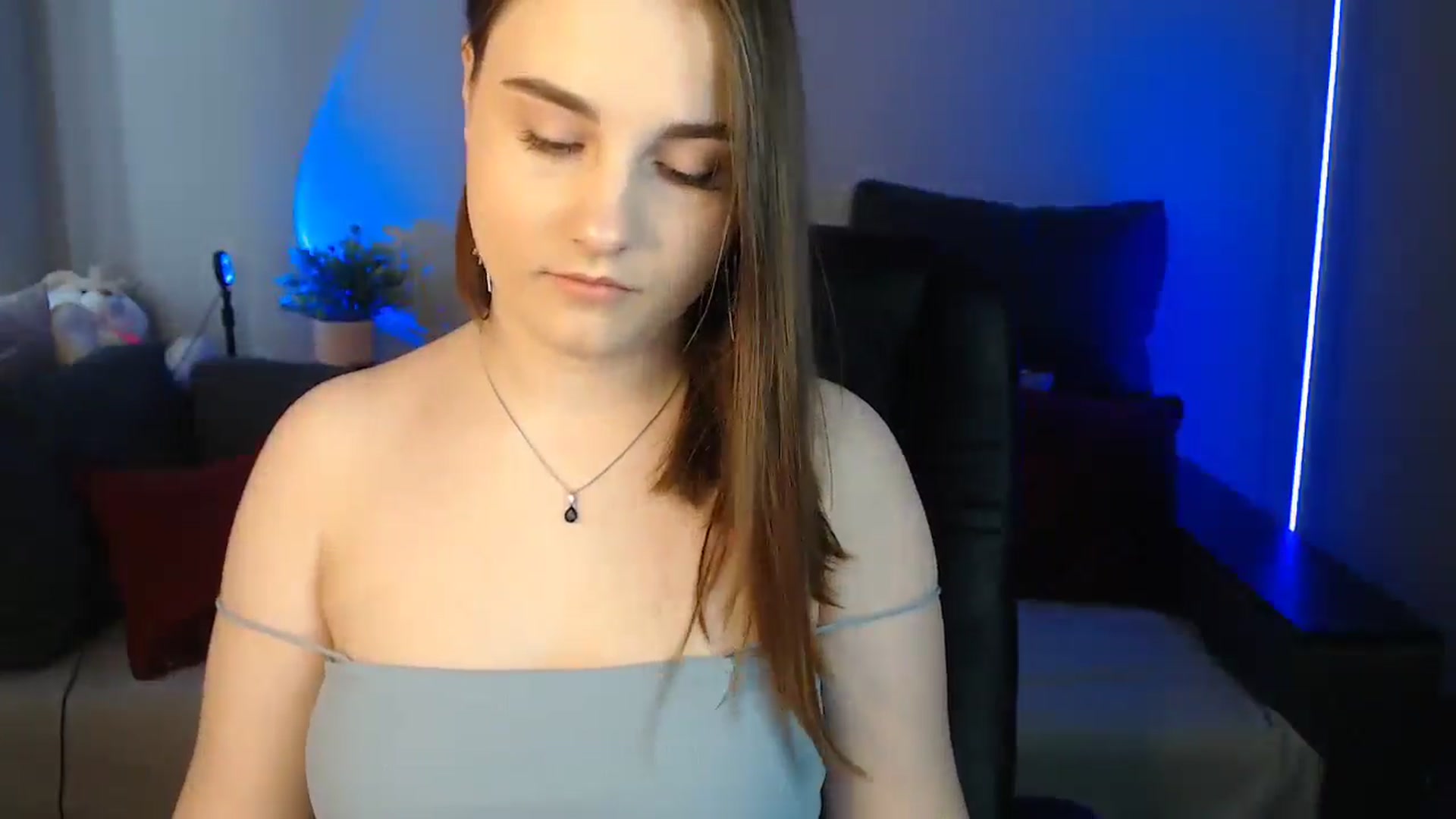 Gallery image thumbnail from LaneyGrey's myfreecams stream on, 05/28/2024, 08:57 image 8 of 20