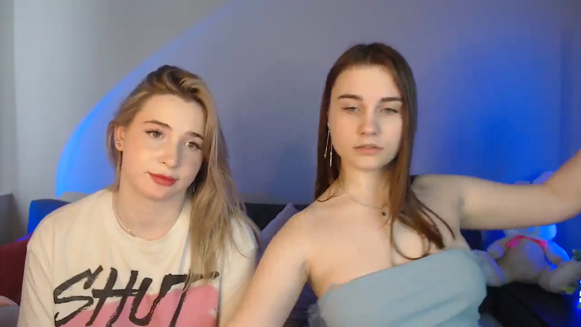 Gallery image thumbnail from LaneyGrey's myfreecams stream on, 05/28/2024, 13:28 image 19 of 20