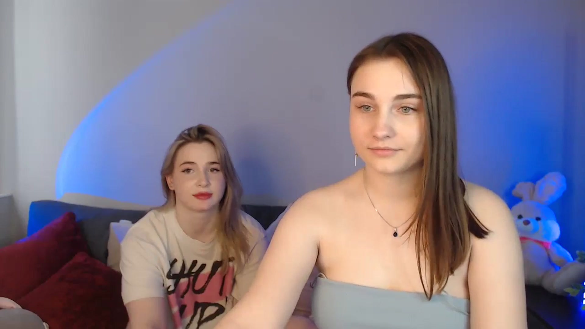 Gallery image thumbnail from LaneyGrey's myfreecams stream on, 05/28/2024, 13:28 image 17 of 20