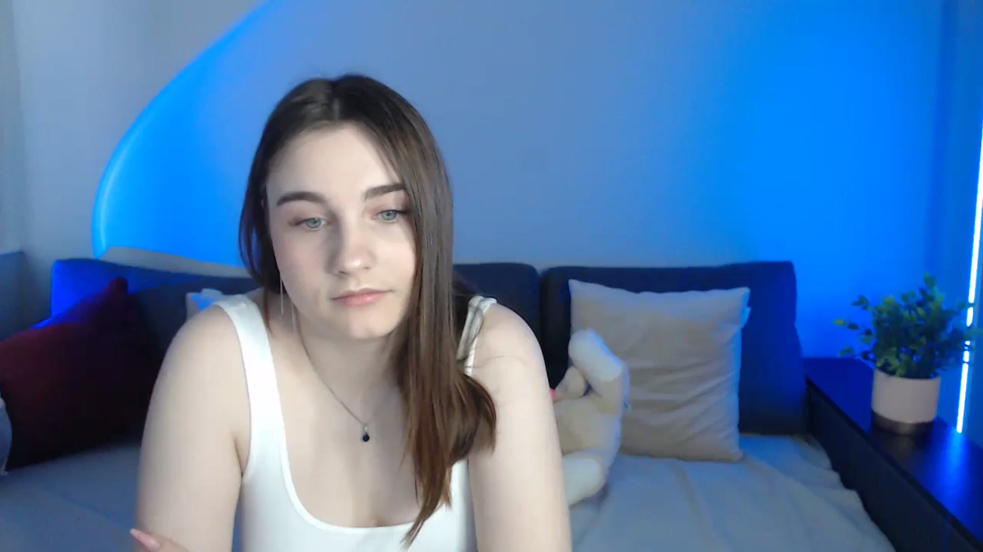 Gallery image thumbnail from LaneyGrey's myfreecams stream on, 05/31/2024, 08:37 image 12 of 20