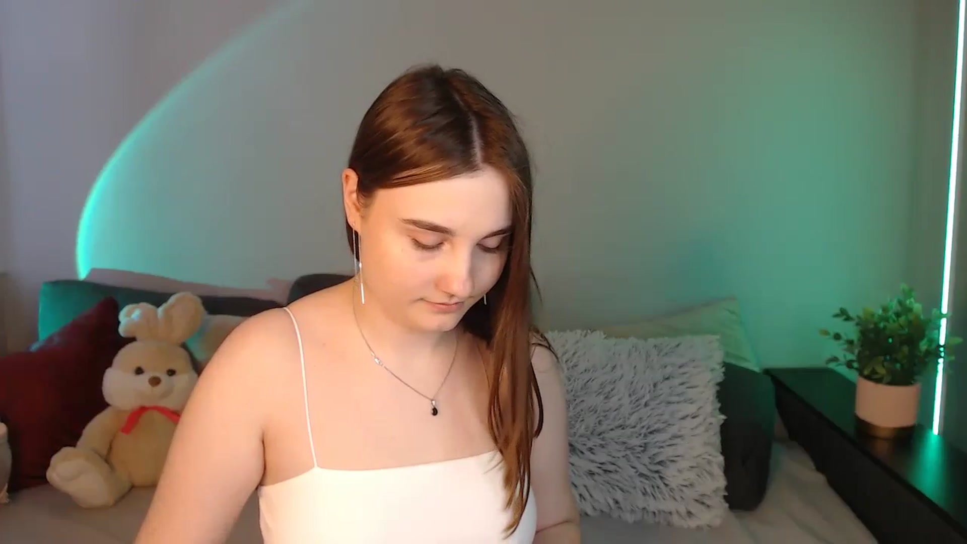 Gallery image thumbnail from LaneyGrey's myfreecams stream on, 06/01/2024, 12:19 image 13 of 20