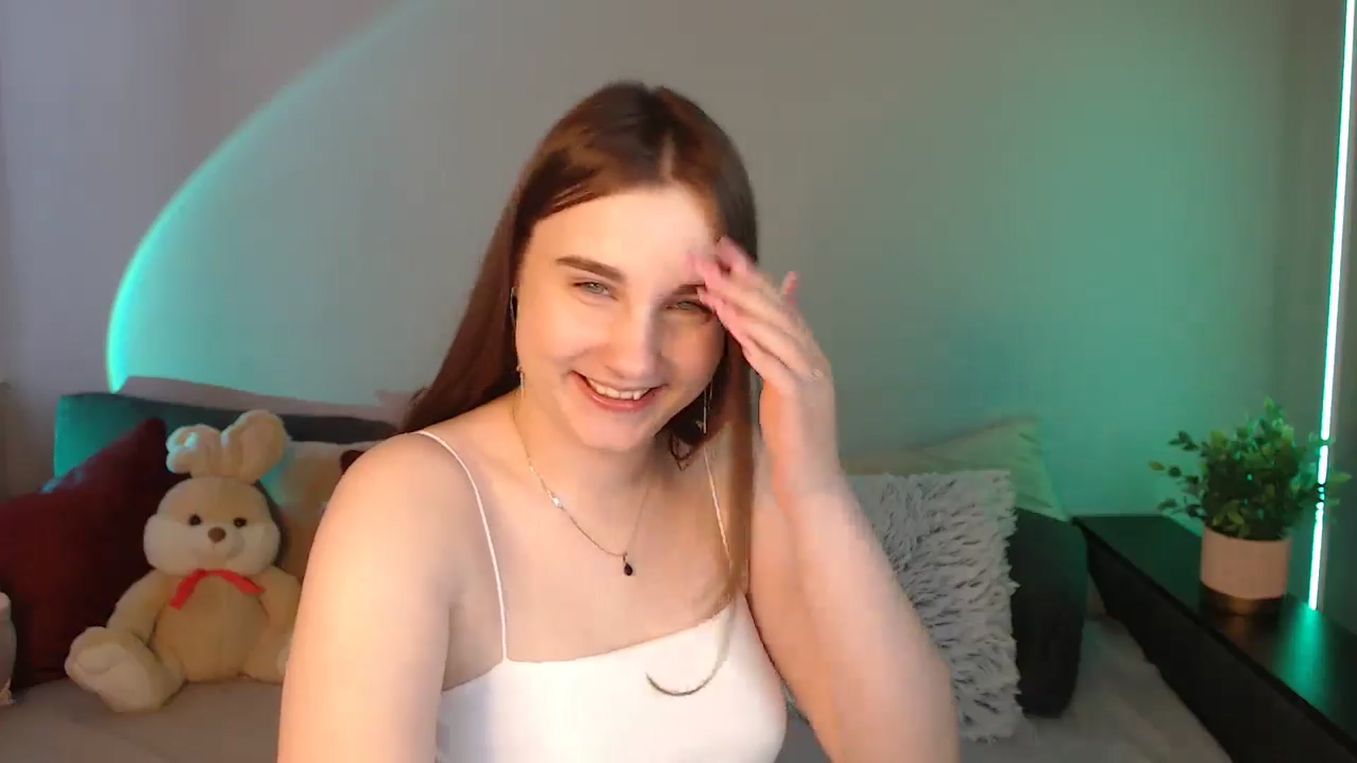 Gallery image thumbnail from LaneyGrey's myfreecams stream on, 06/01/2024, 12:19 image 16 of 20