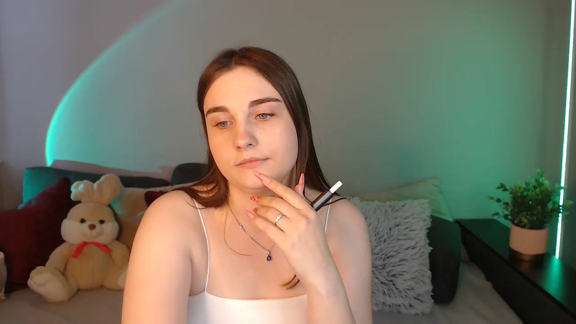 Gallery image thumbnail from LaneyGrey's myfreecams stream on, 06/01/2024, 12:19 image 5 of 20