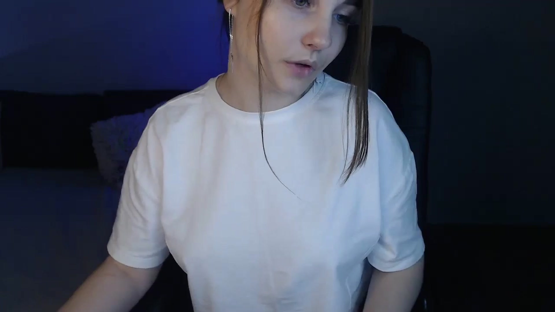 Gallery image thumbnail from LaneyGrey's myfreecams stream on, 06/05/2024, 09:00 image 14 of 20