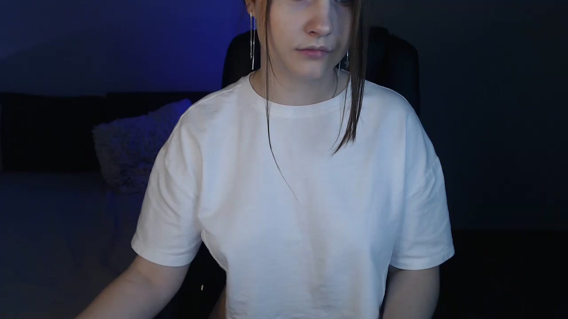 Gallery image thumbnail from LaneyGrey's myfreecams stream on, 06/05/2024, 09:00 image 13 of 20
