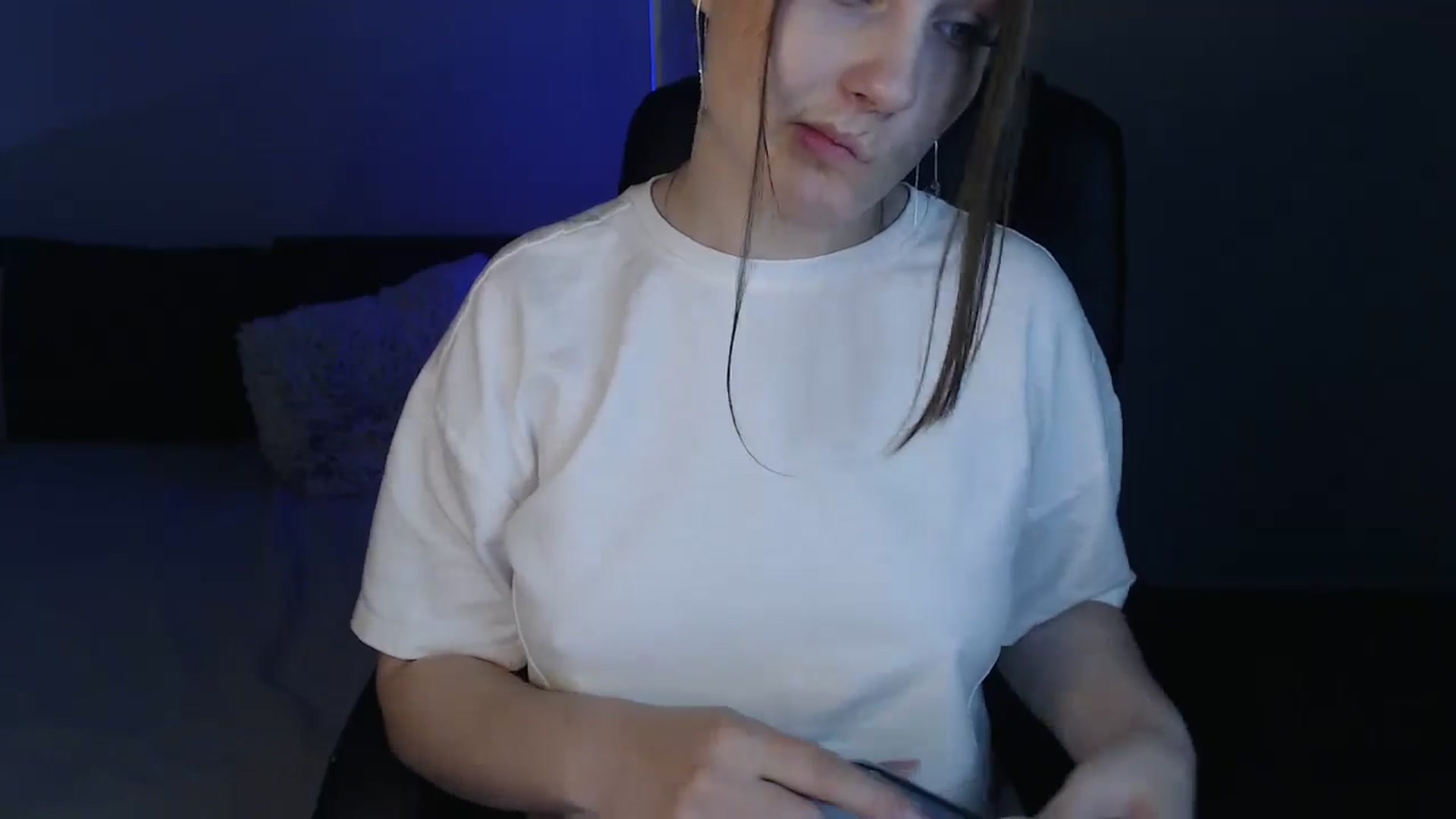 Gallery image thumbnail from LaneyGrey's myfreecams stream on, 06/05/2024, 09:00 image 12 of 20