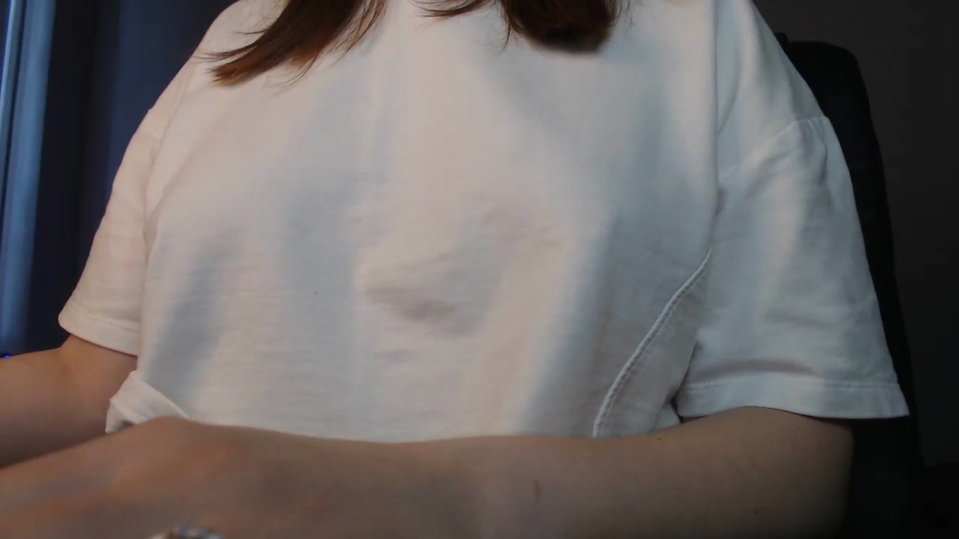 Gallery image thumbnail from LaneyGrey's myfreecams stream on, 06/05/2024, 10:40 image 19 of 20