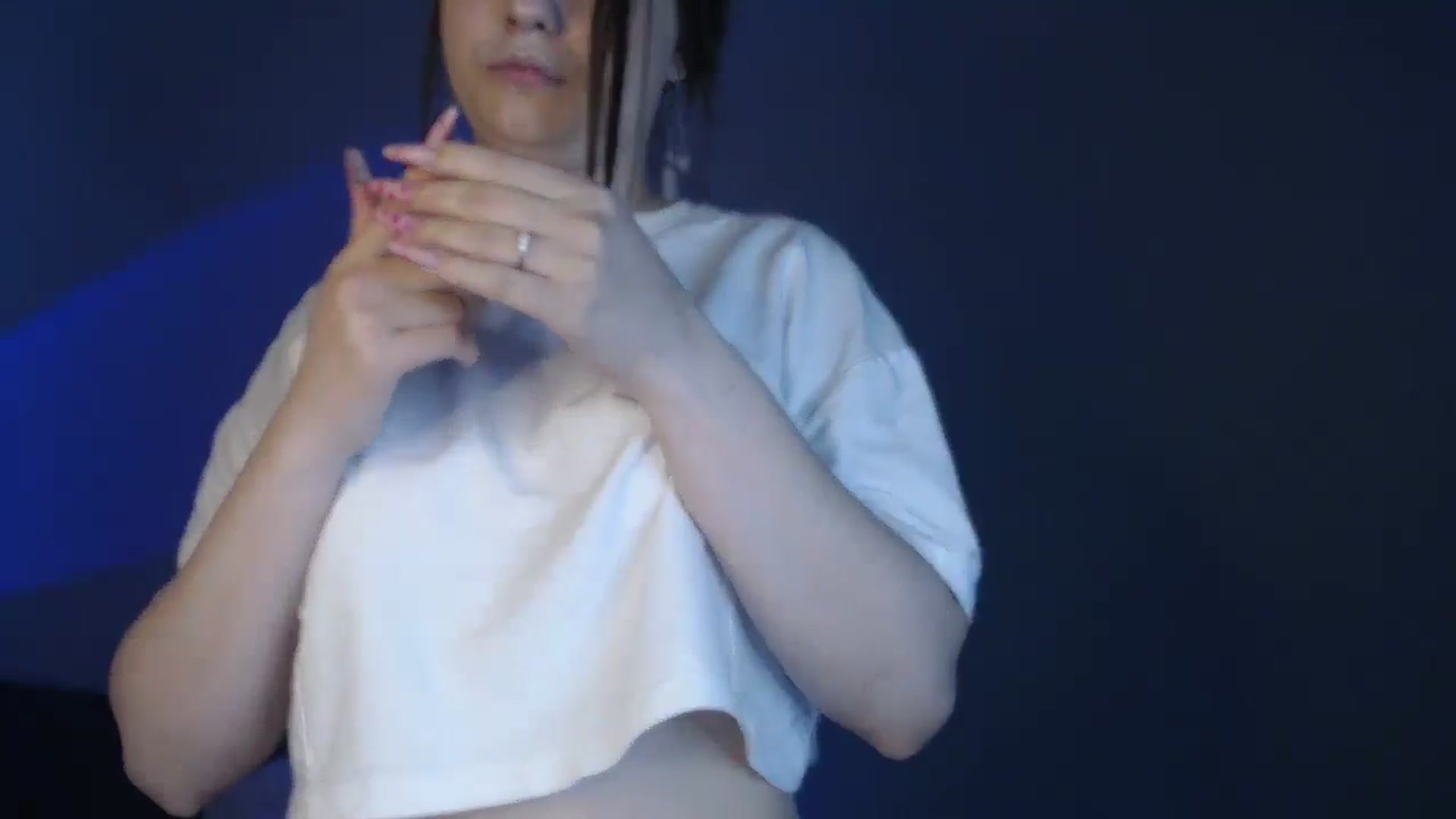 Gallery image thumbnail from LaneyGrey's myfreecams stream on, 06/05/2024, 10:40 image 7 of 20