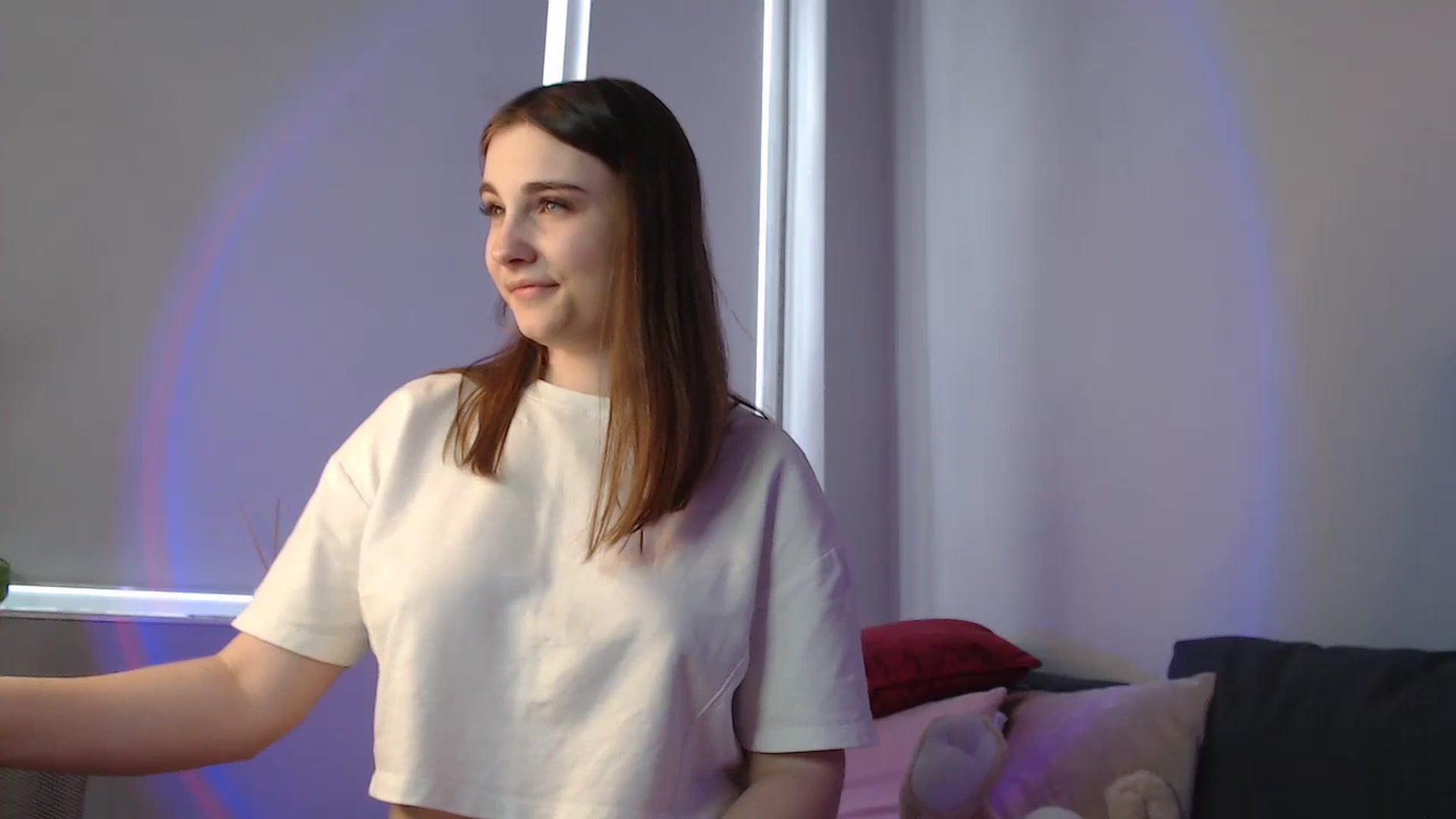 Gallery image thumbnail from LaneyGrey's myfreecams stream on, 06/05/2024, 11:20 image 14 of 20
