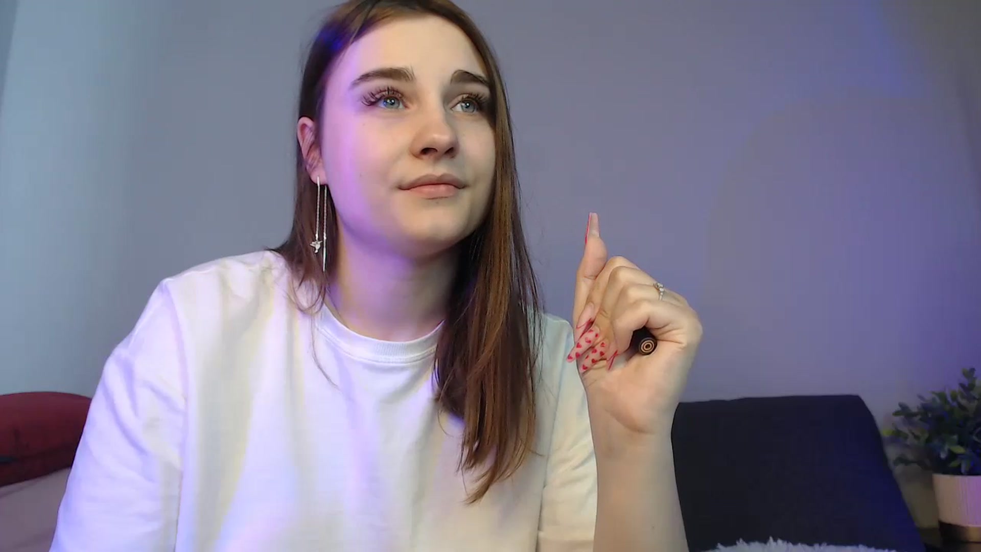 Gallery image thumbnail from LaneyGrey's myfreecams stream on, 06/05/2024, 11:32 image 6 of 20