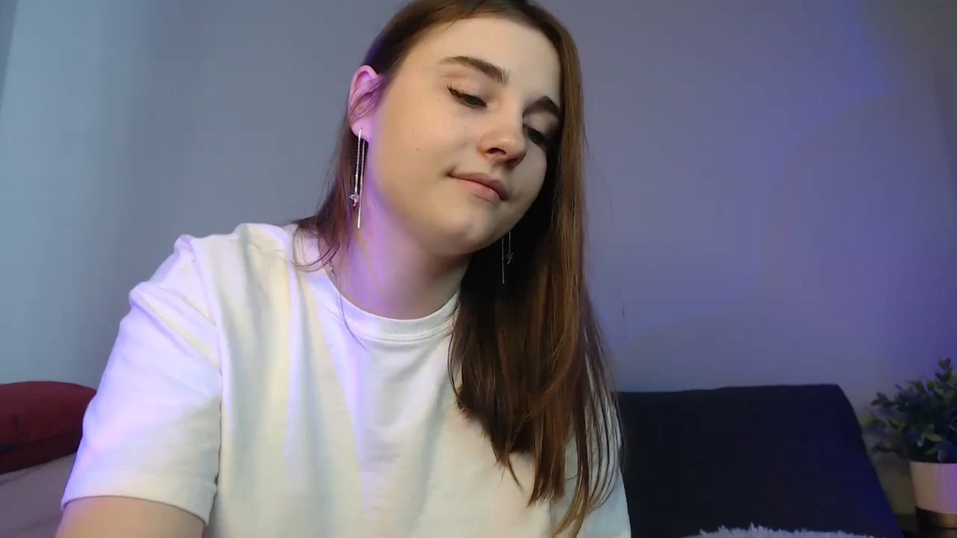 Gallery image thumbnail from LaneyGrey's myfreecams stream on, 06/05/2024, 11:32 image 3 of 20