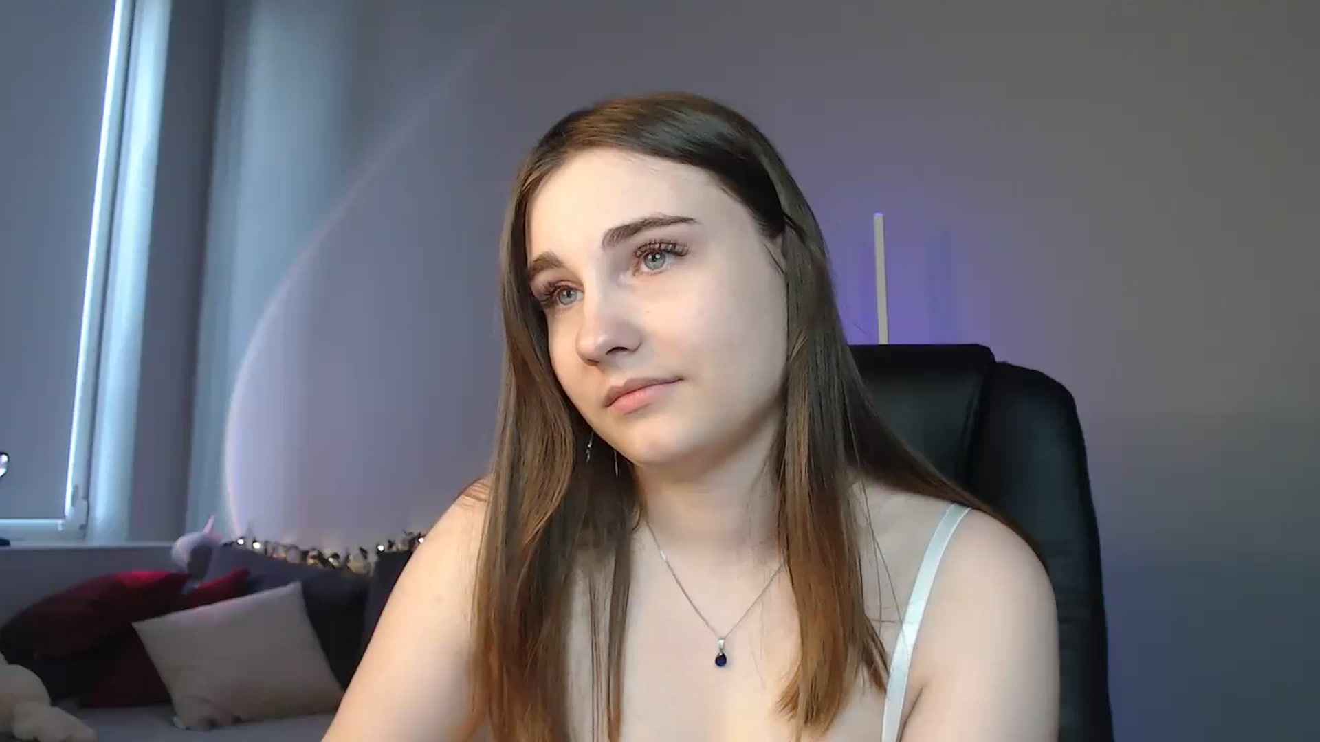 Gallery image thumbnail from LaneyGrey's myfreecams stream on, 06/07/2024, 13:50 image 15 of 20