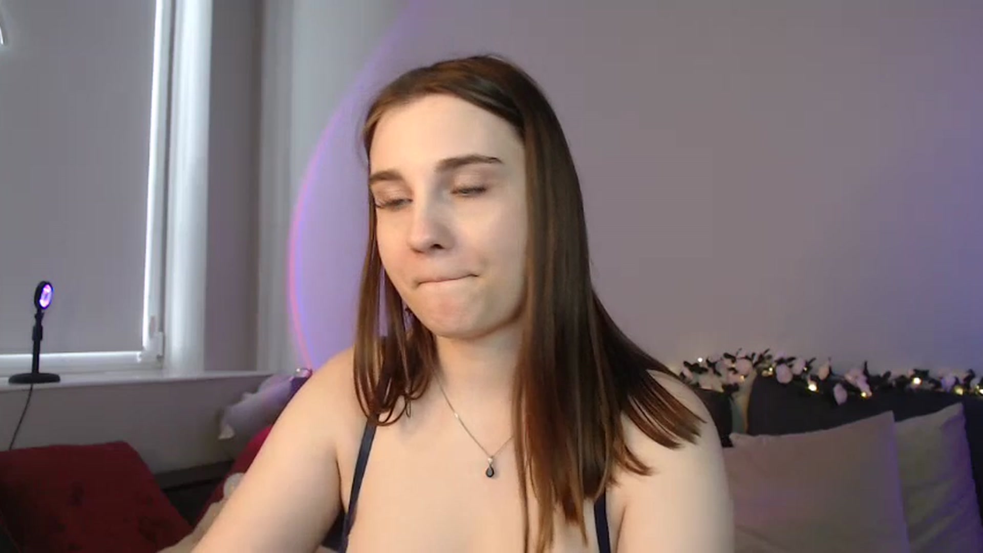 Gallery image thumbnail from LaneyGrey's myfreecams stream on, 06/09/2024, 13:44 image 10 of 20