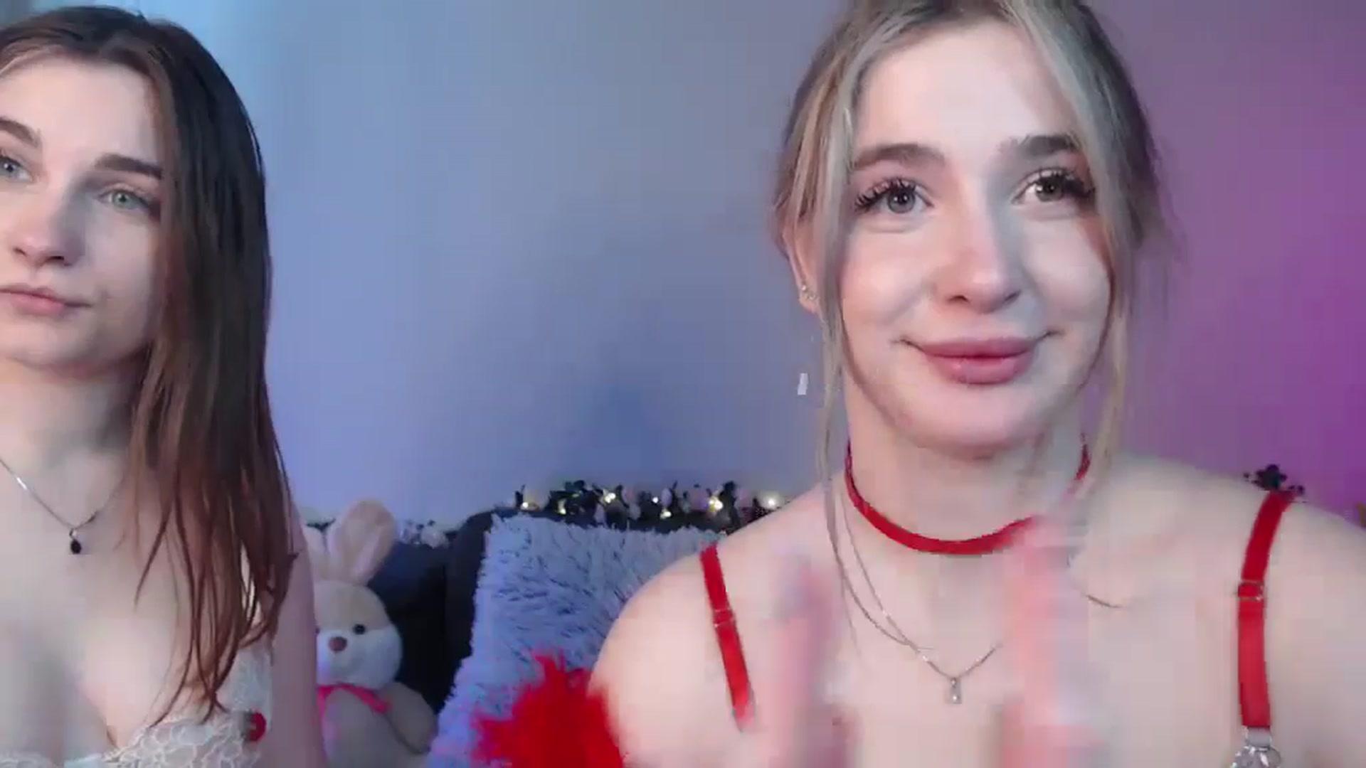 Gallery image thumbnail from LaneyGrey's myfreecams stream on, 06/12/2024, 13:51 image 10 of 20