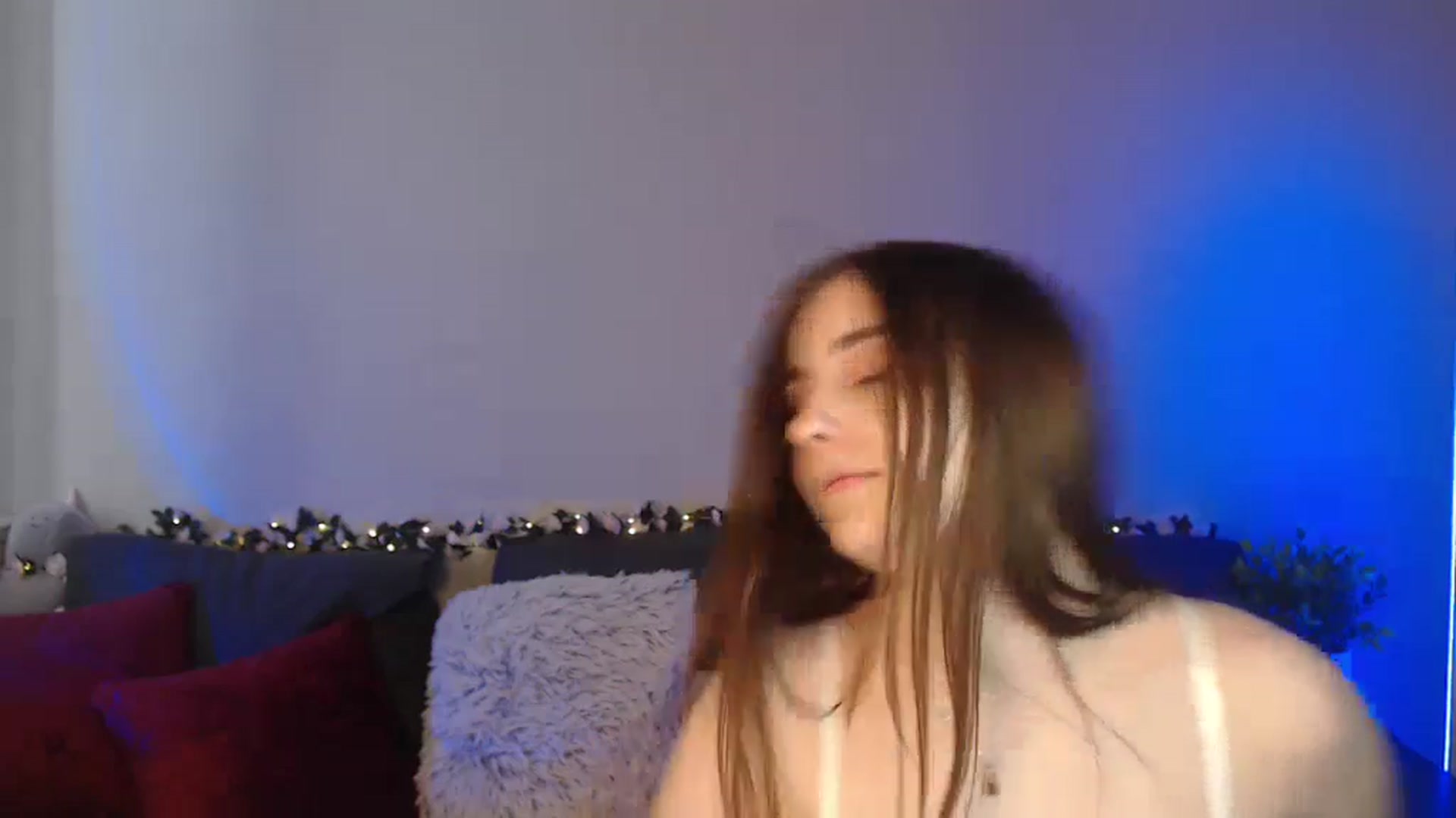 Gallery image thumbnail from LaneyGrey's myfreecams stream on, 06/20/2024, 11:29 image 5 of 20