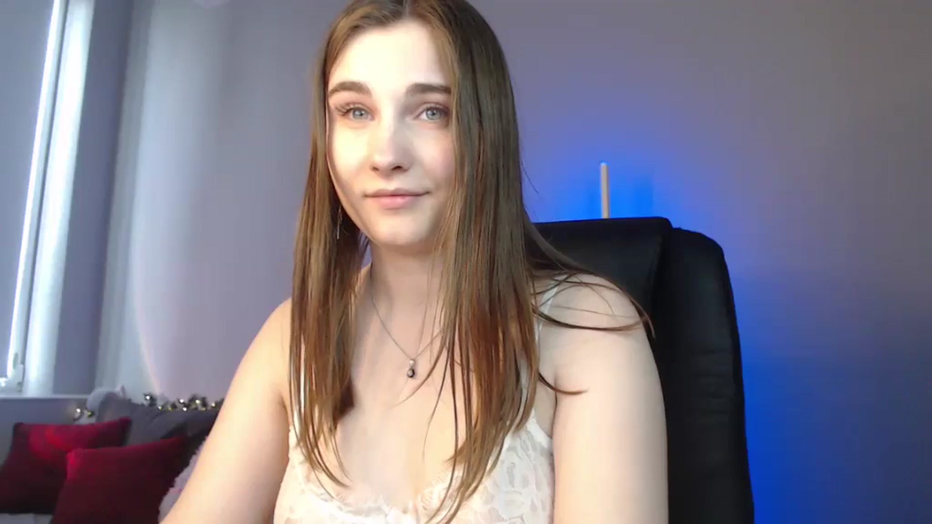 Gallery image thumbnail from LaneyGrey's myfreecams stream on, 06/20/2024, 13:13 image 7 of 20