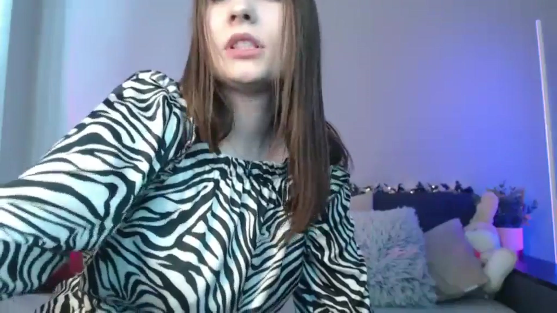 Gallery image thumbnail from LaneyGrey's myfreecams stream on, 06/21/2024, 09:44 image 6 of 20
